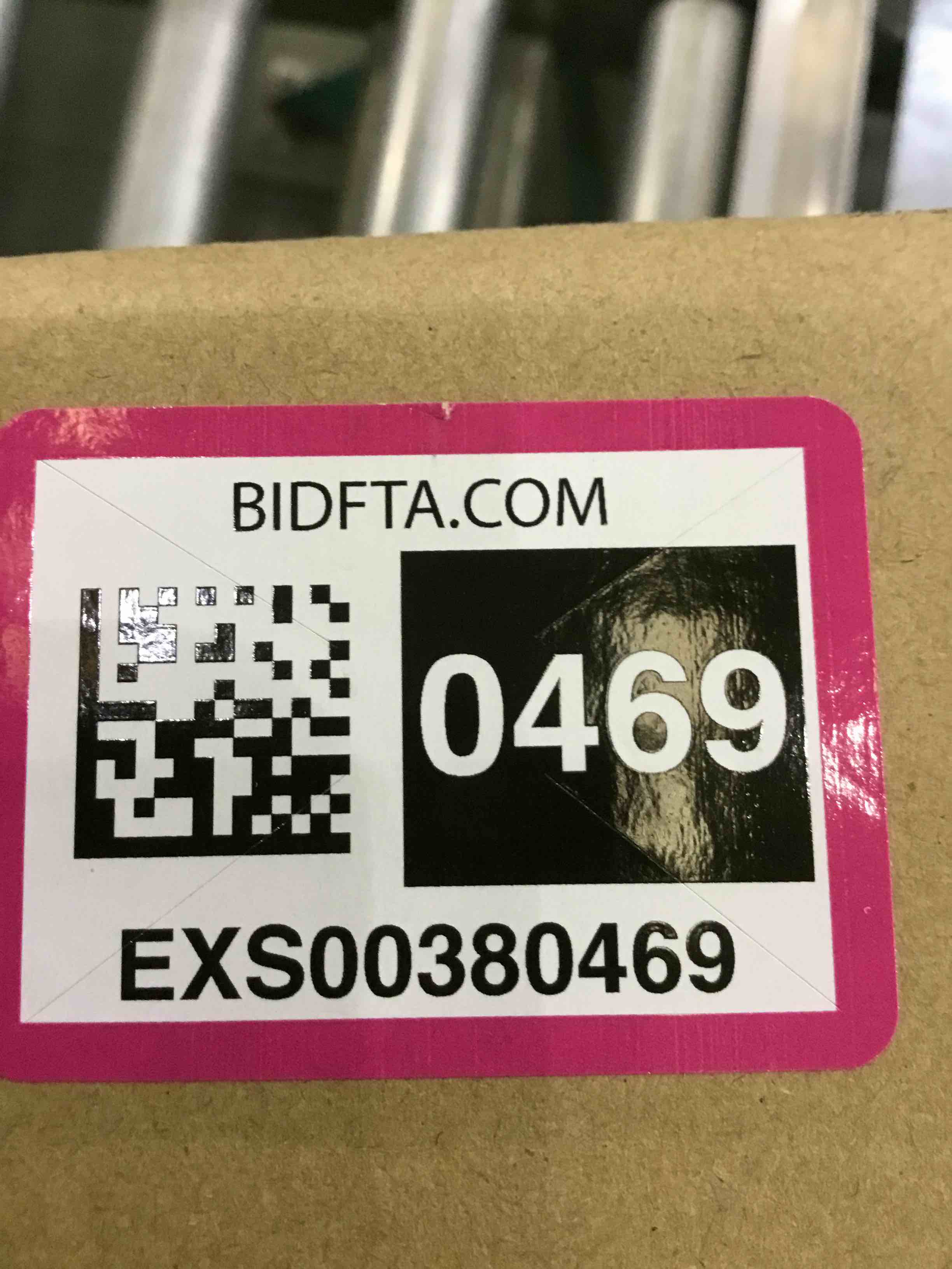 https://s3.amazonaws.com/lotting-images-prod/BargainHunt/EXS00380469_1717071058469.jpeg