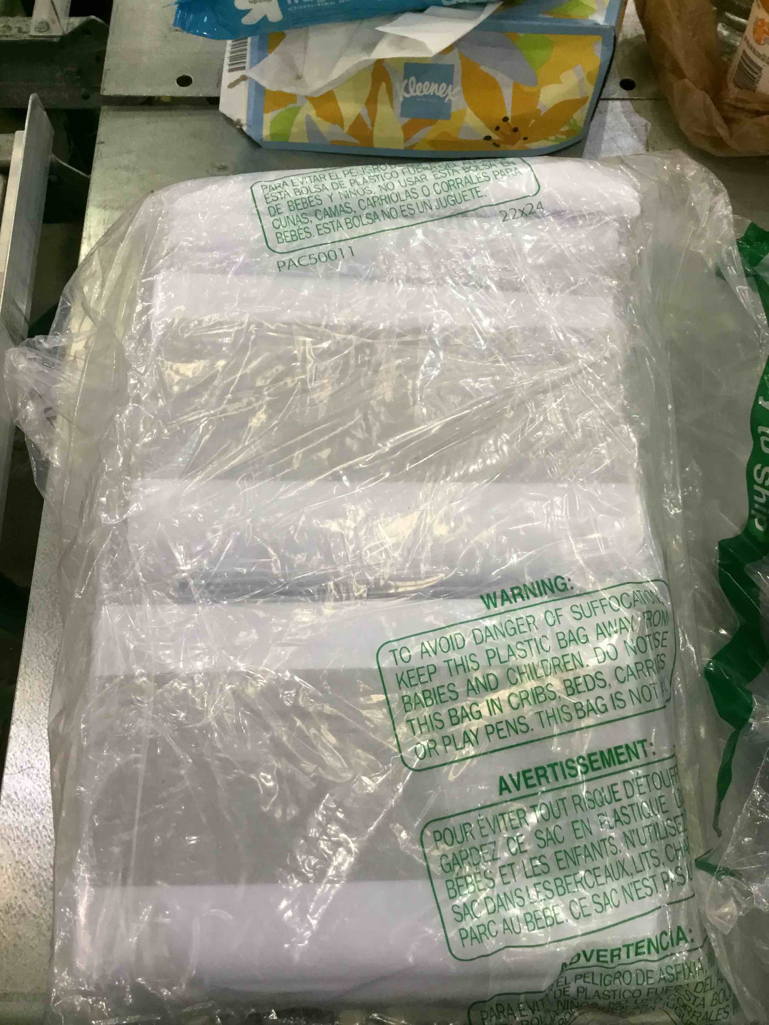 https://s3.amazonaws.com/lotting-images-prod/BargainHunt/EXS00380477_1717073106369.jpeg