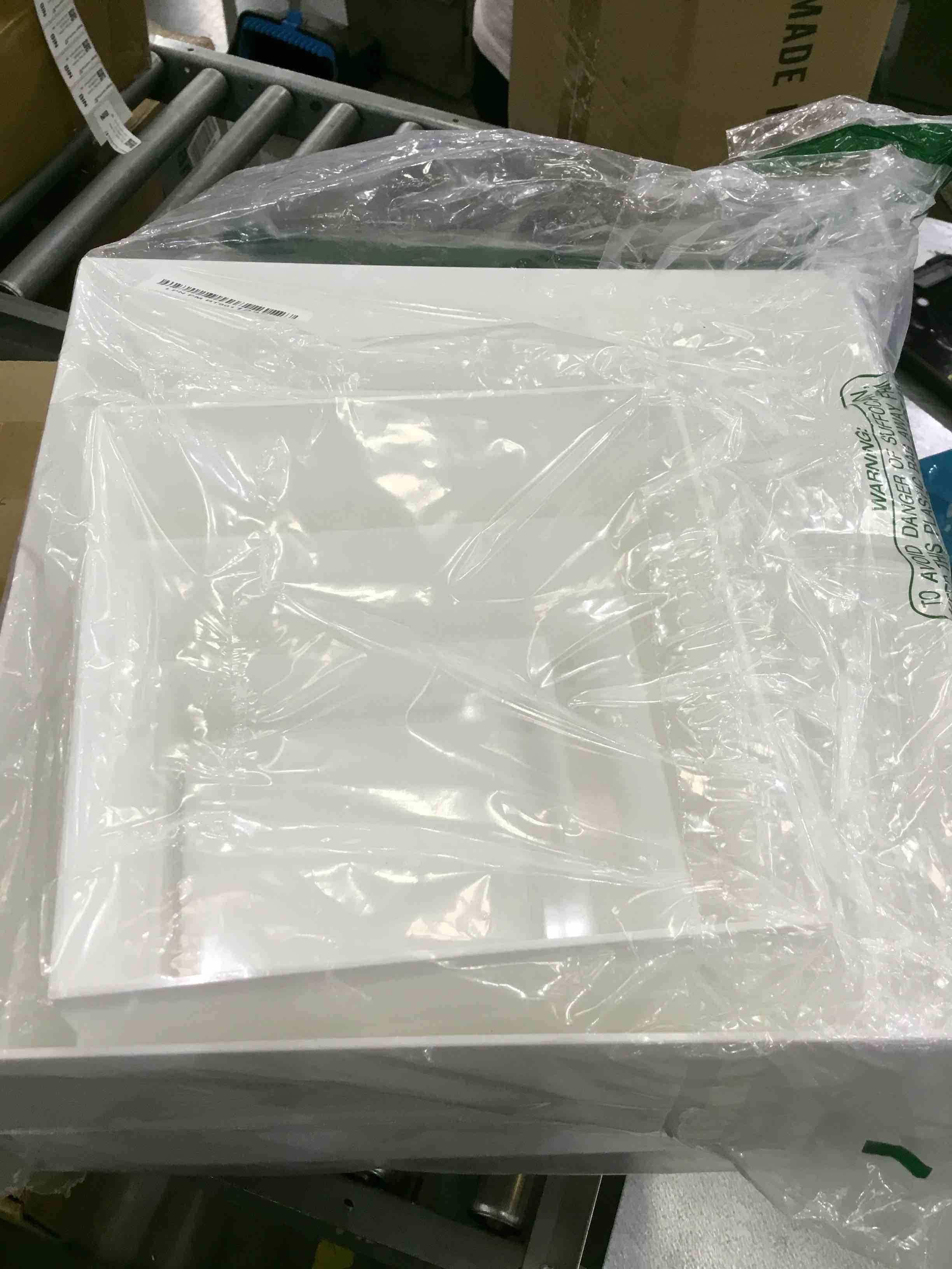 https://s3.amazonaws.com/lotting-images-prod/BargainHunt/EXS00380487_1717076972010.jpeg