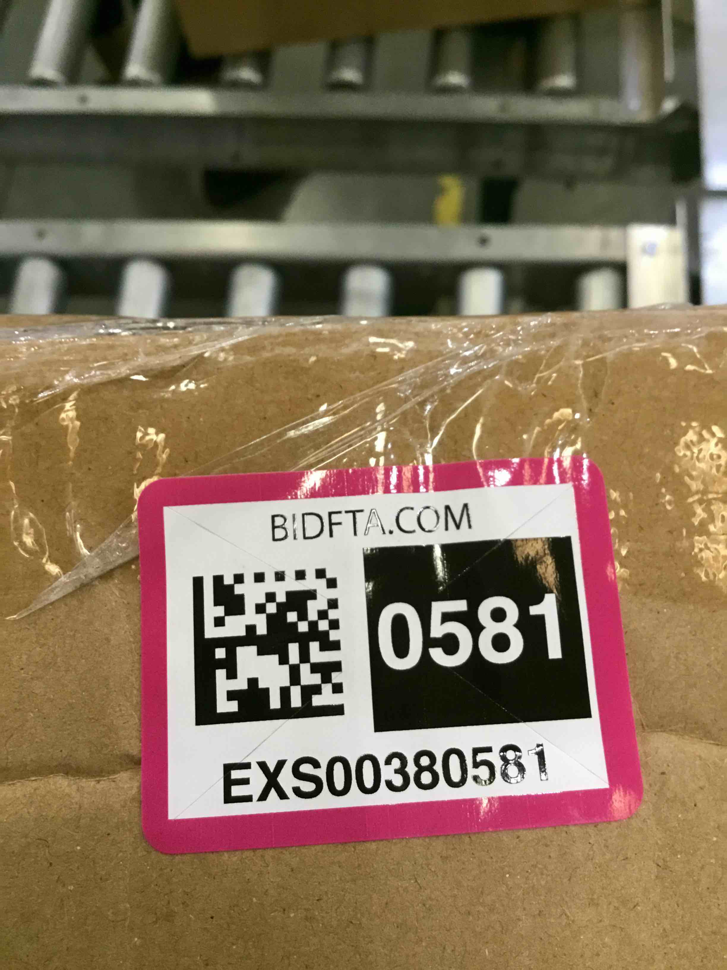 https://s3.amazonaws.com/lotting-images-prod/BargainHunt/EXS00380581_1717080991705.jpeg