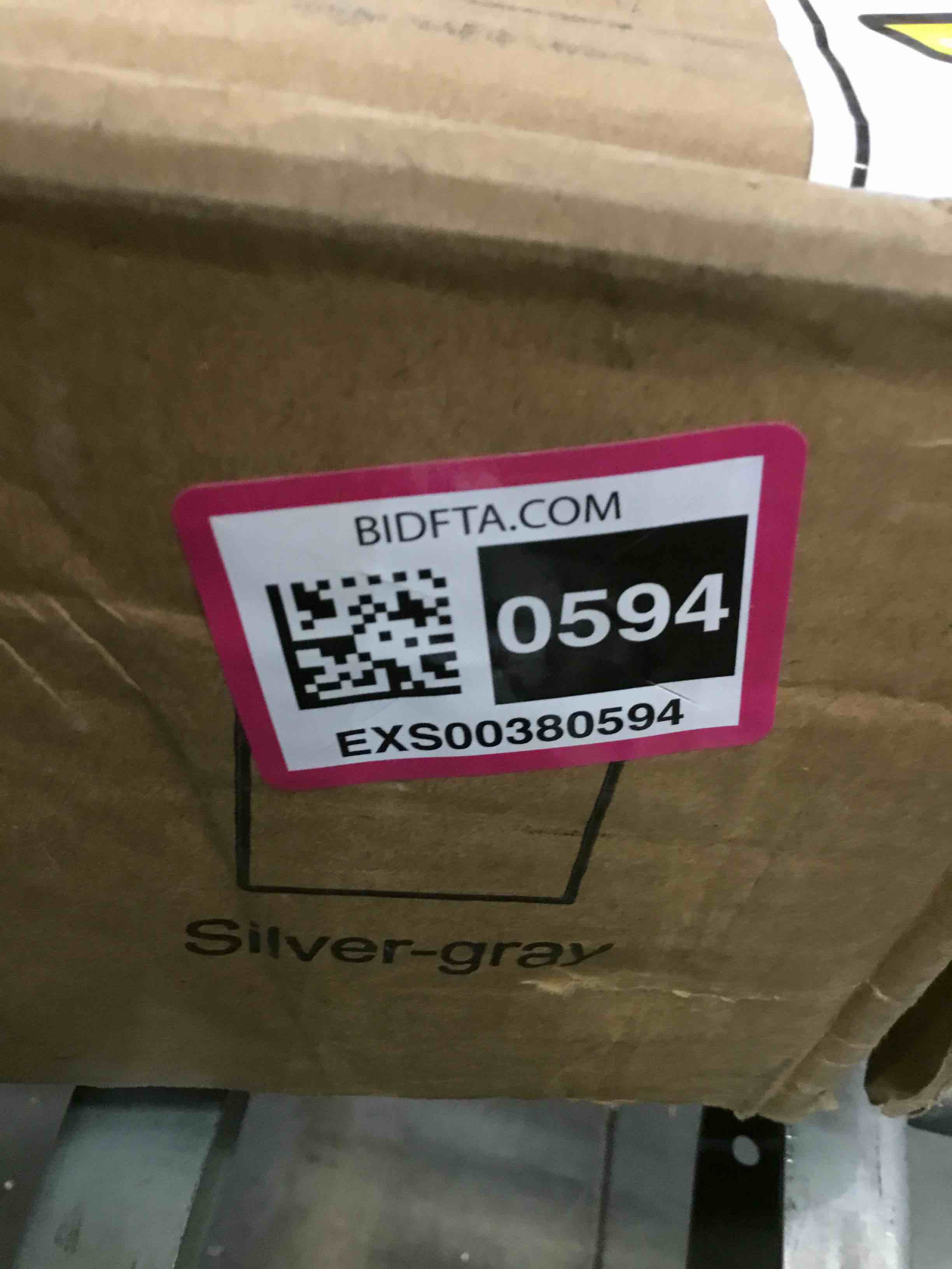 https://s3.amazonaws.com/lotting-images-prod/BargainHunt/EXS00380594_1717083680383.jpeg