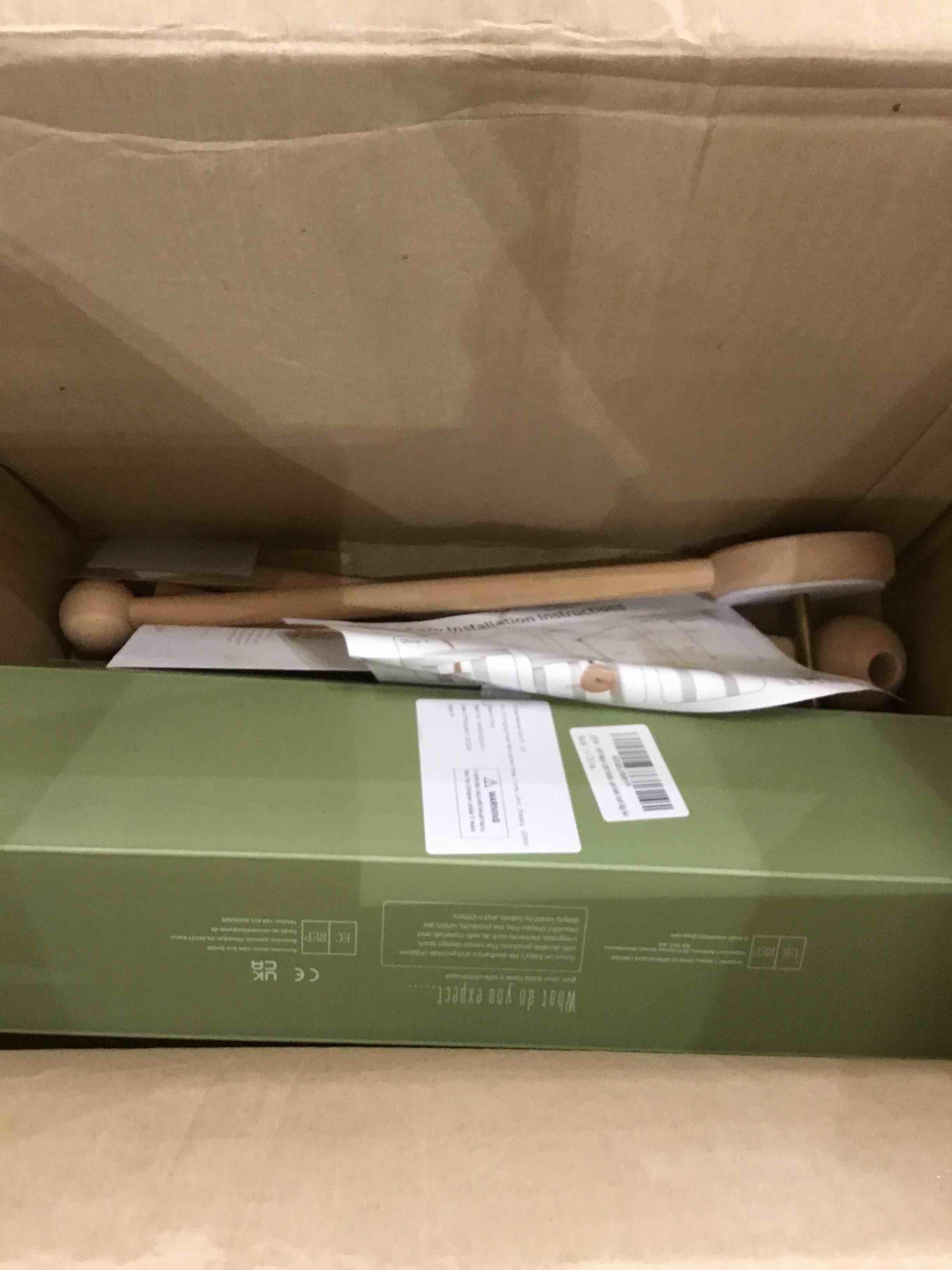 https://s3.amazonaws.com/lotting-images-prod/BargainHunt/EXS00380748_1717425920649.jpeg