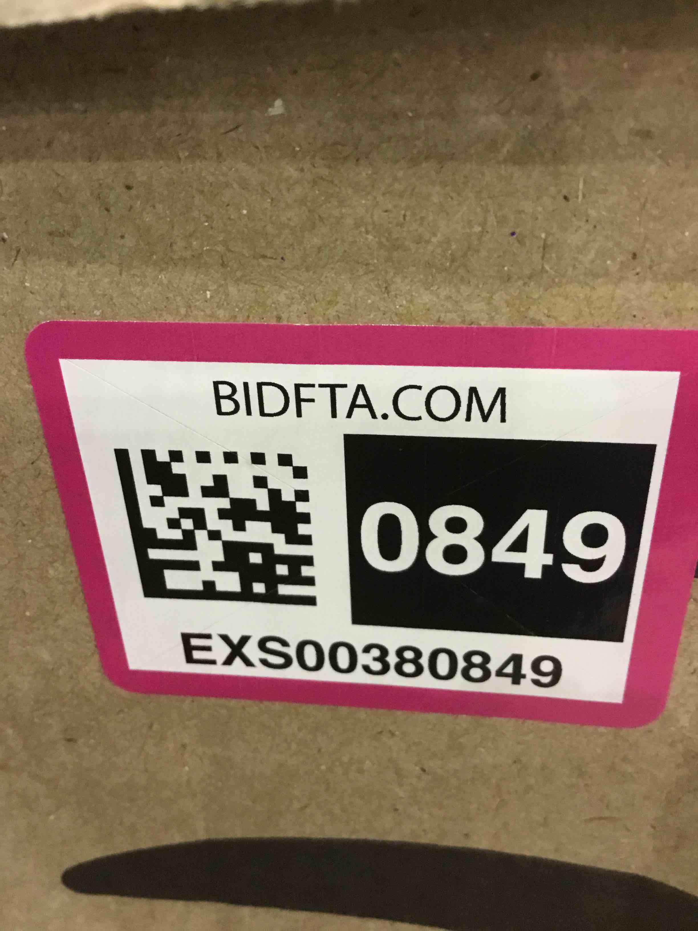 https://s3.amazonaws.com/lotting-images-prod/BargainHunt/EXS00380849_1717511424526.jpeg