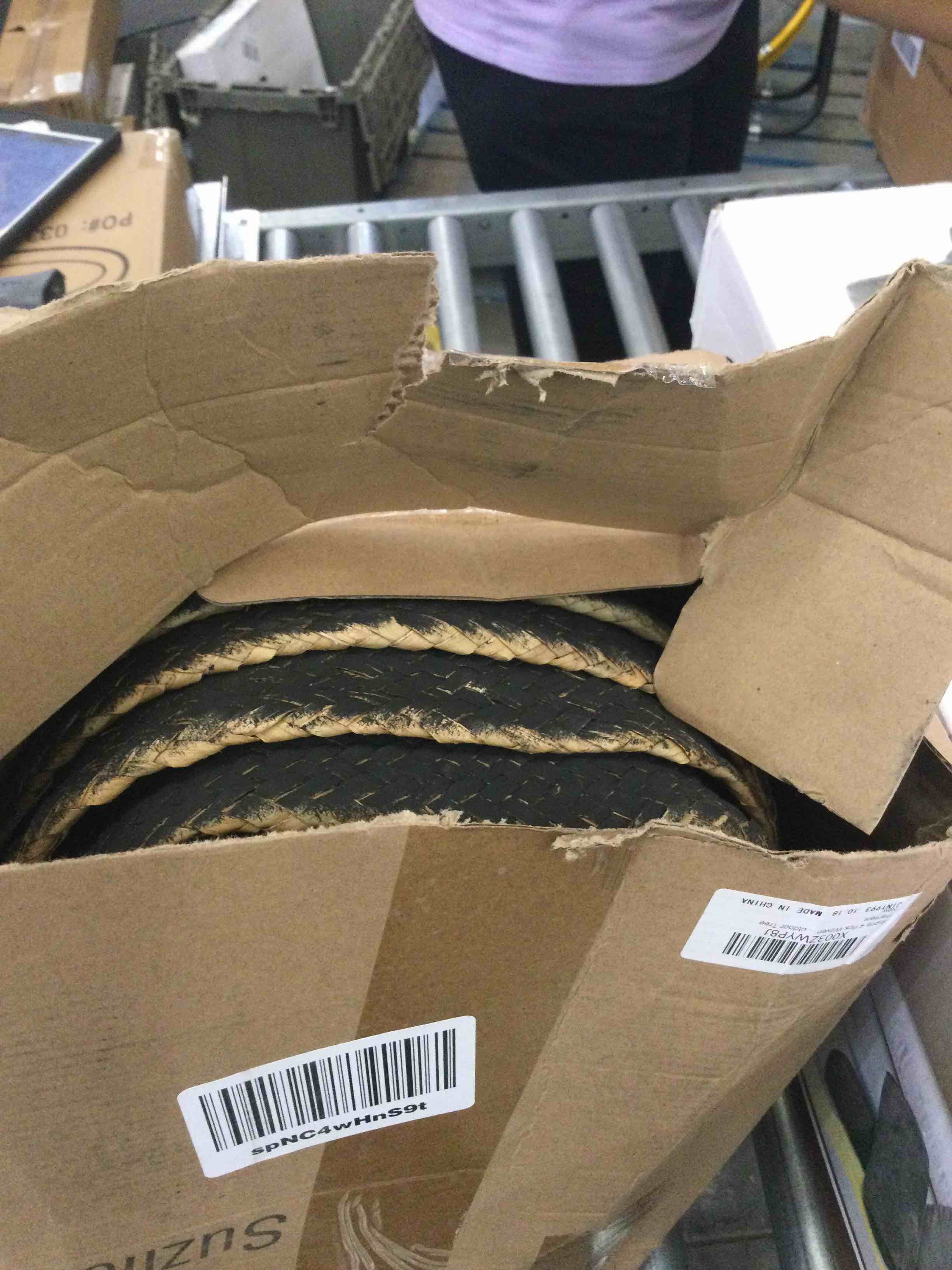 https://s3.amazonaws.com/lotting-images-prod/BargainHunt/EXS00381239_1716922169786.jpeg