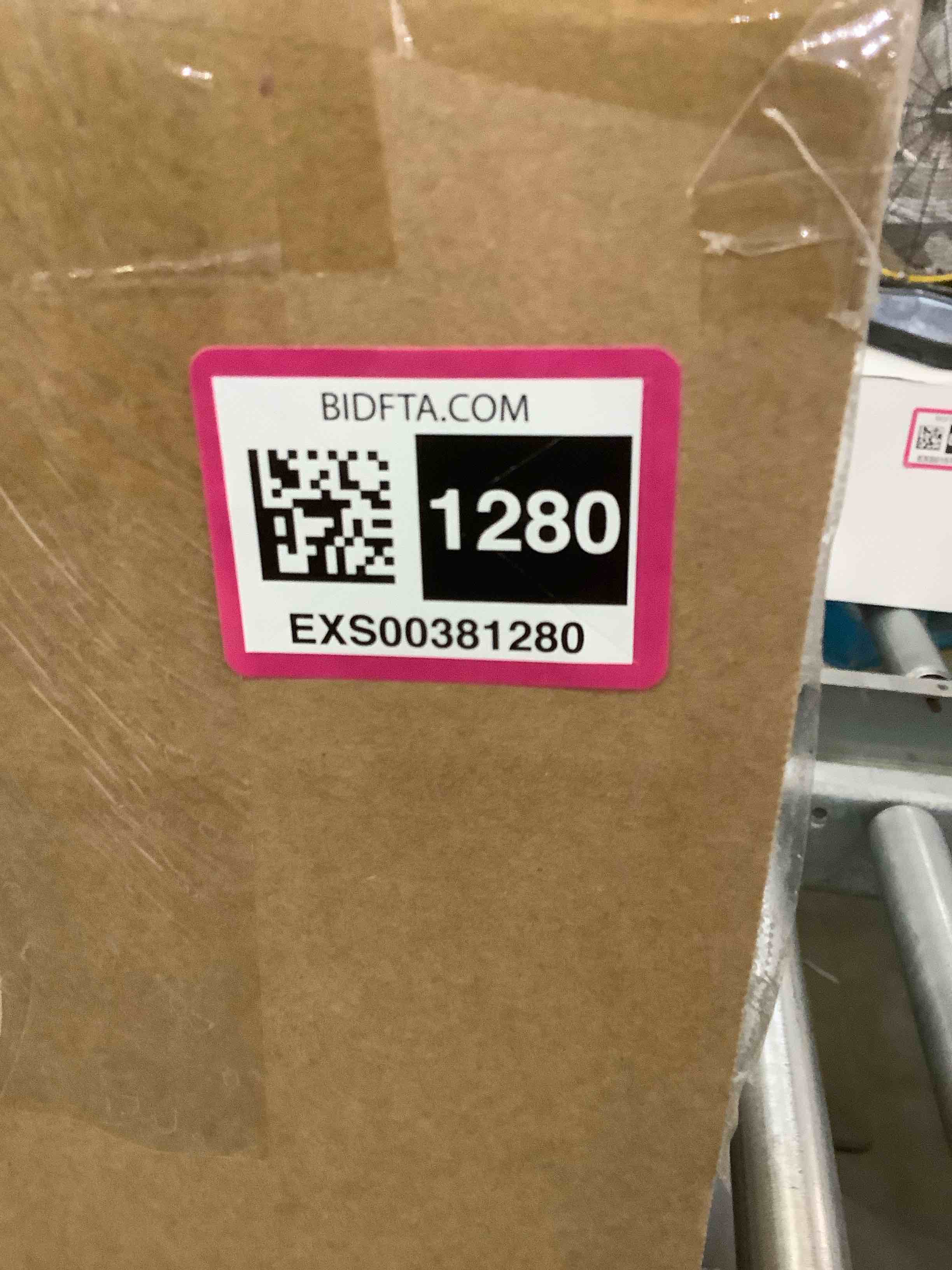 https://s3.amazonaws.com/lotting-images-prod/BargainHunt/EXS00381280_1717001383804.jpeg