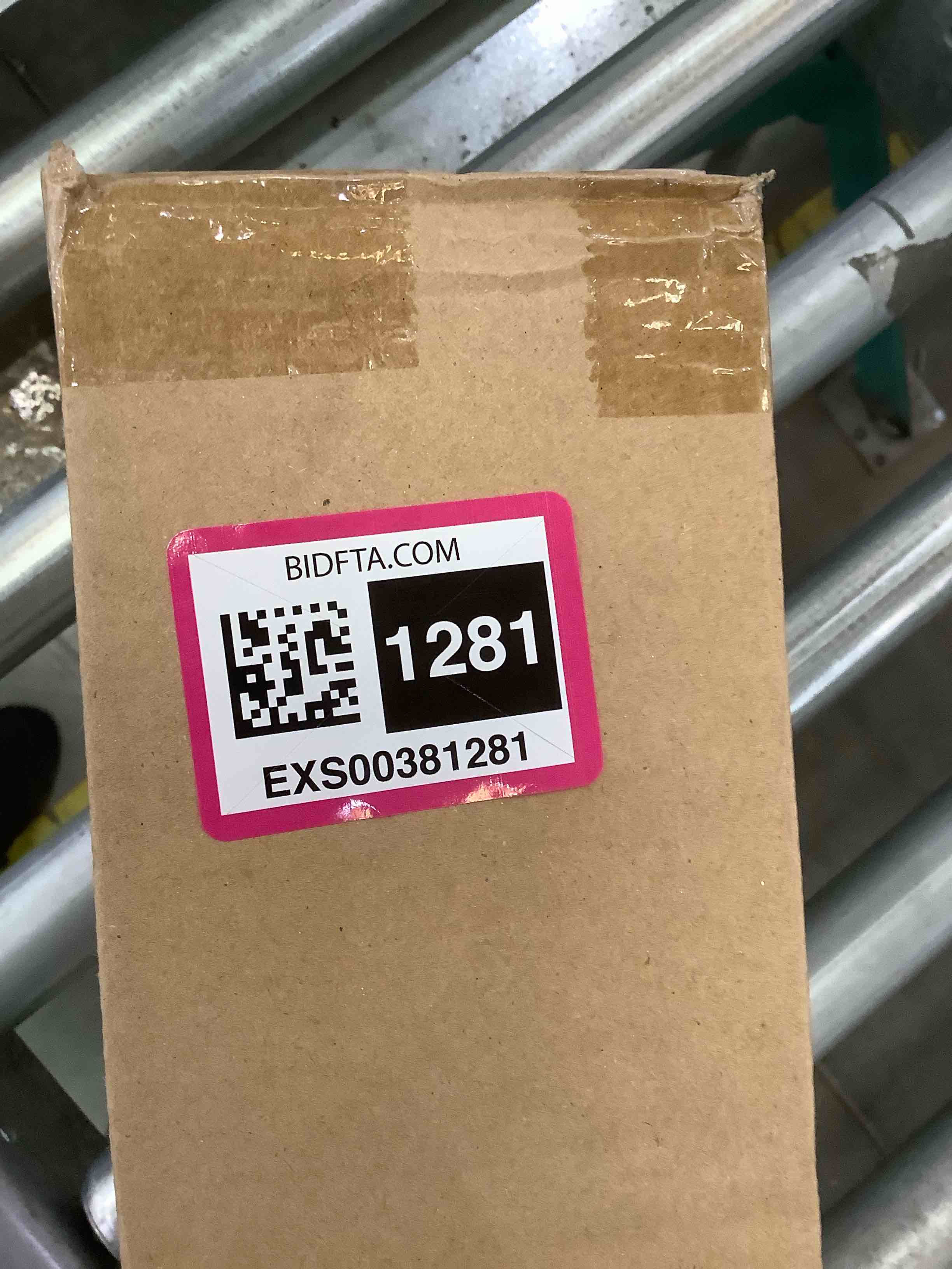 https://s3.amazonaws.com/lotting-images-prod/BargainHunt/EXS00381281_1717001541120.jpeg