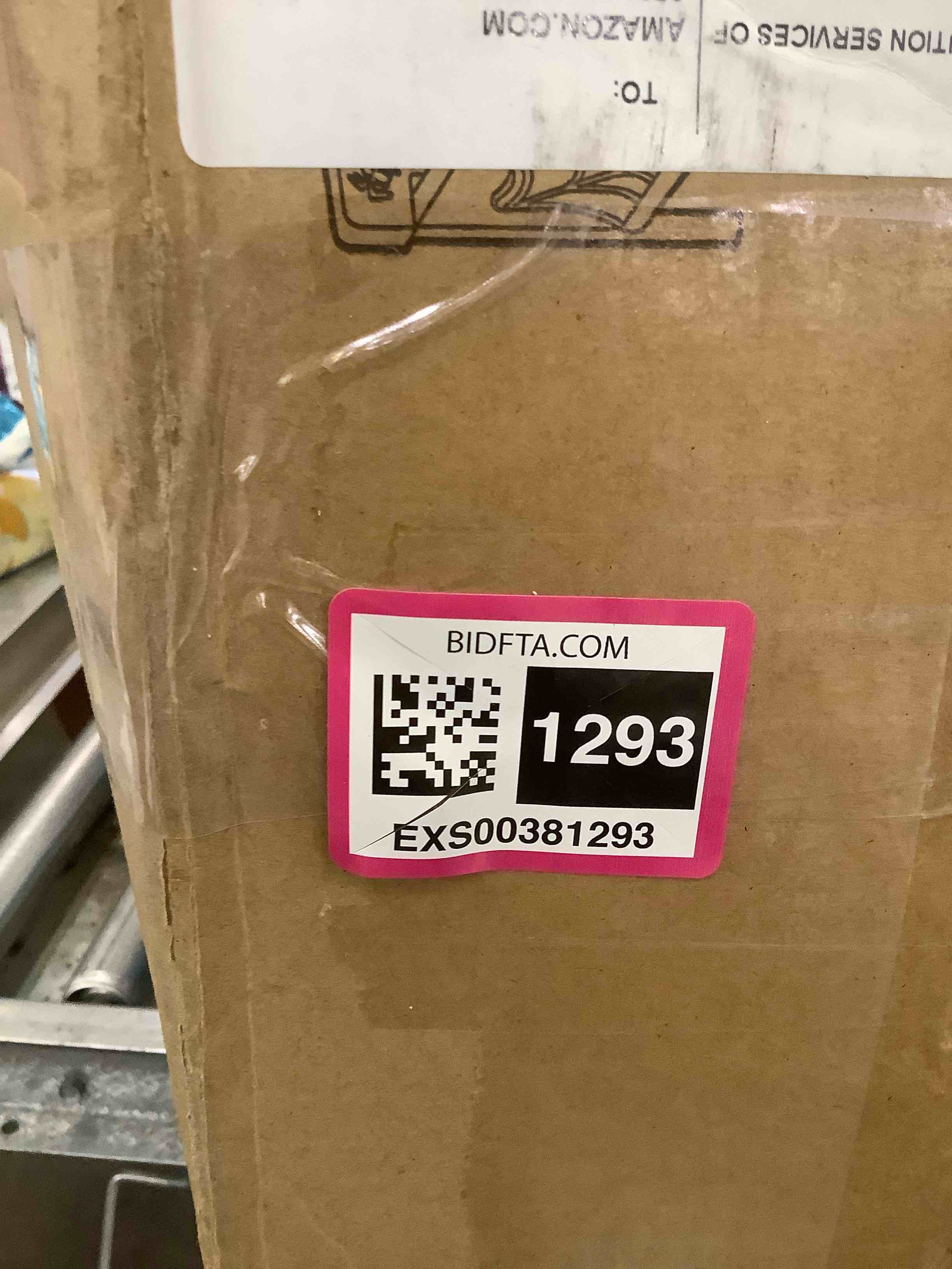 https://s3.amazonaws.com/lotting-images-prod/BargainHunt/EXS00381293_1717007429347.jpeg