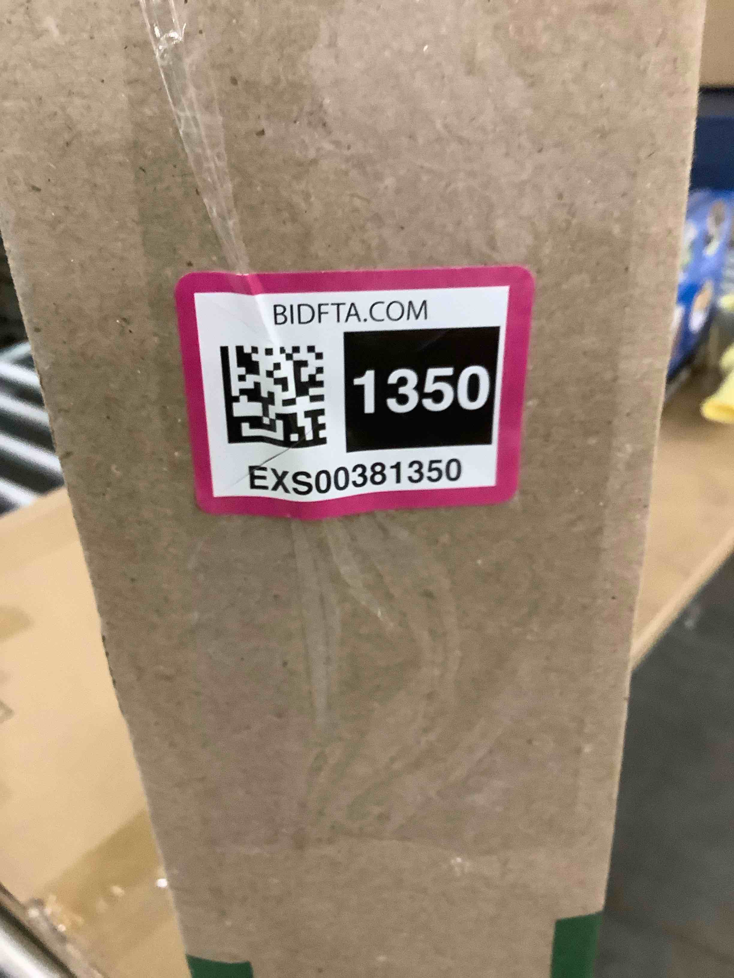 https://s3.amazonaws.com/lotting-images-prod/BargainHunt/EXS00381350_1717095757531.jpeg