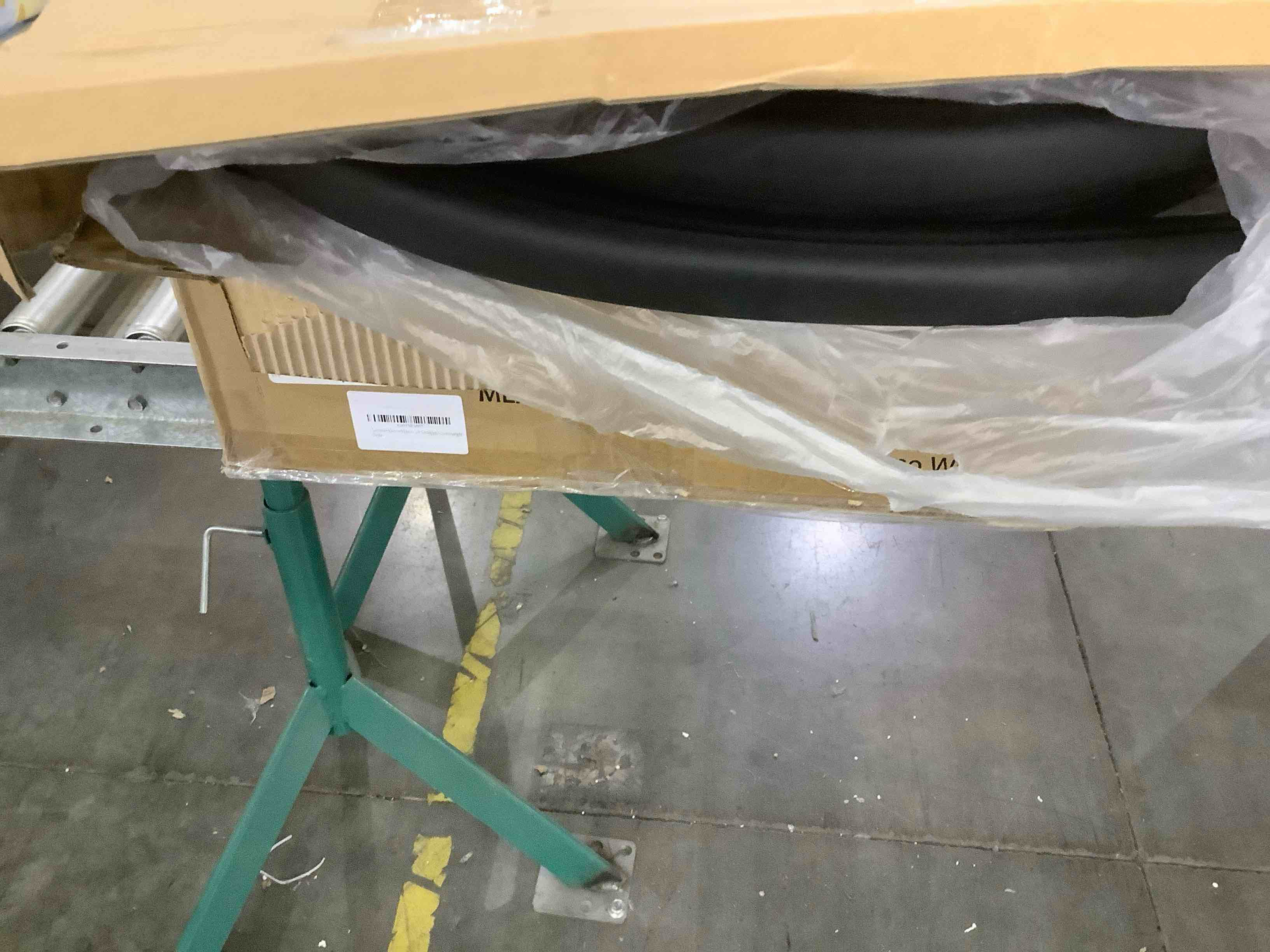 https://s3.amazonaws.com/lotting-images-prod/BargainHunt/EXS00381392_1717169163950.jpeg