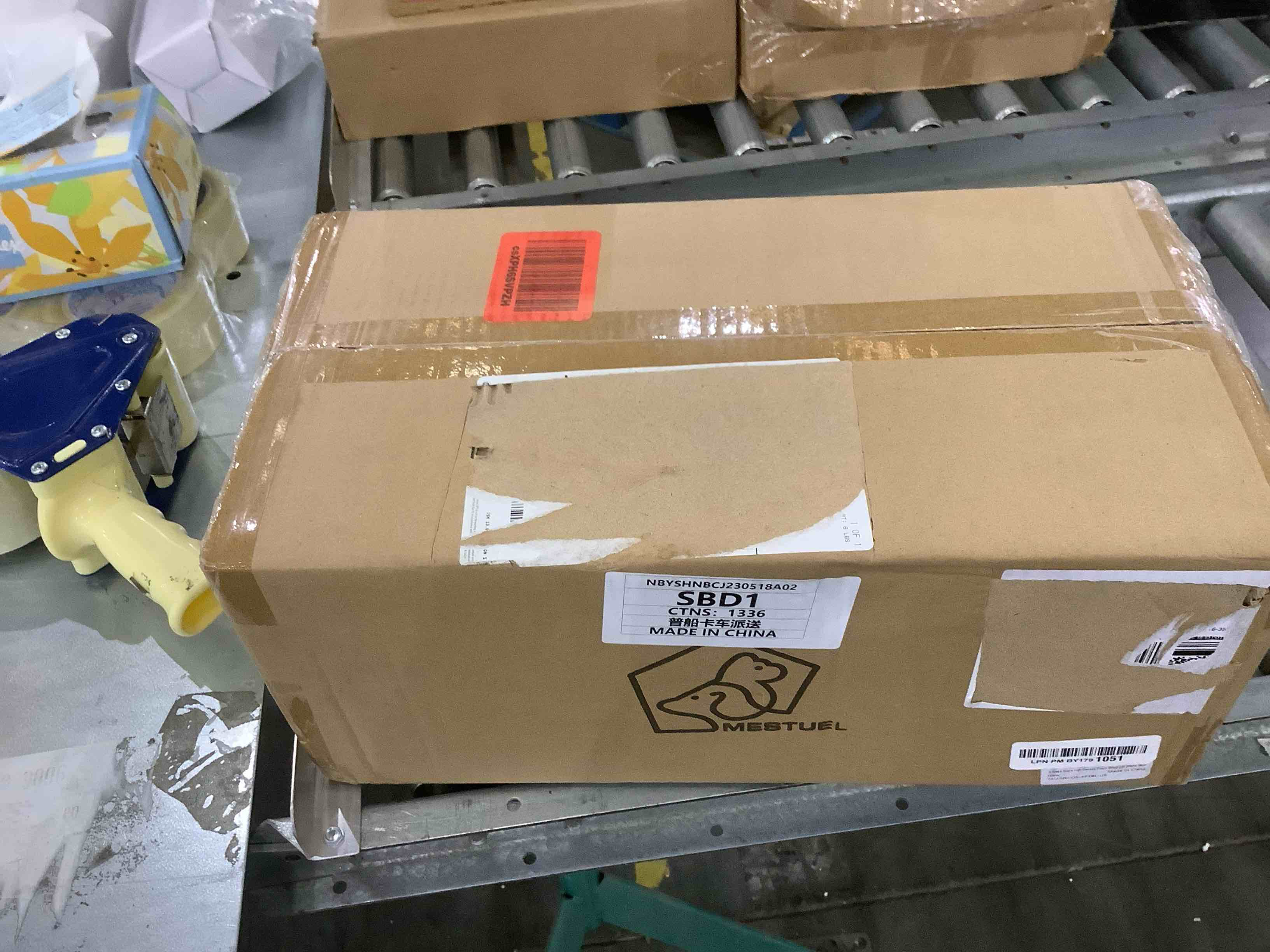 https://s3.amazonaws.com/lotting-images-prod/BargainHunt/EXS00381442_1717421785327.jpeg