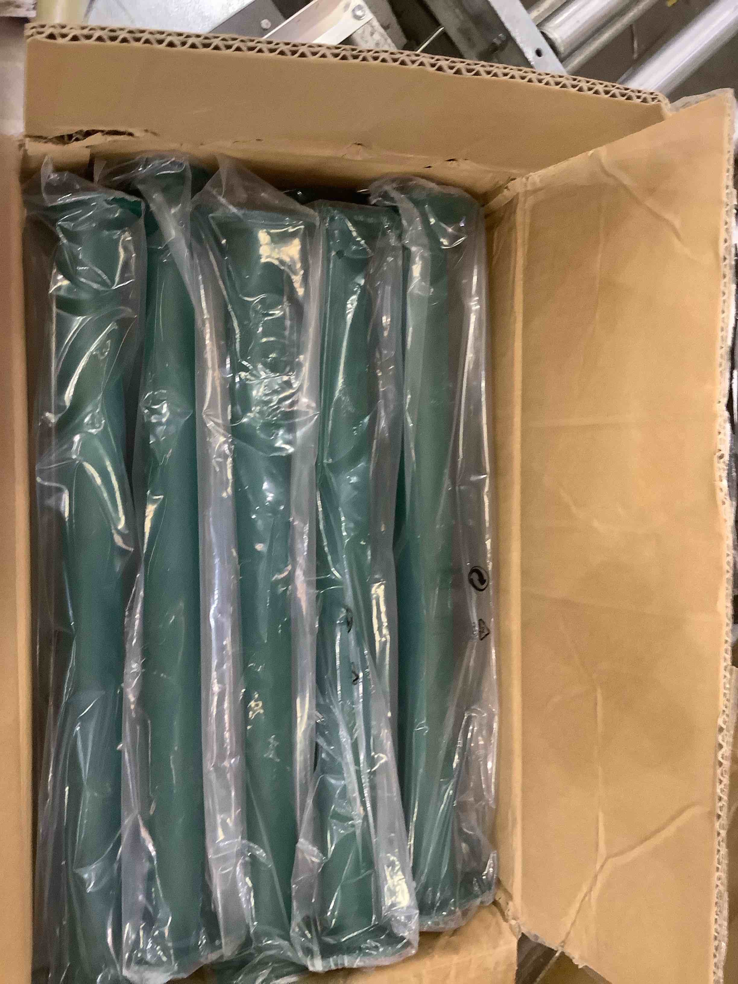 https://s3.amazonaws.com/lotting-images-prod/BargainHunt/EXS00381450_1717423512956.jpeg