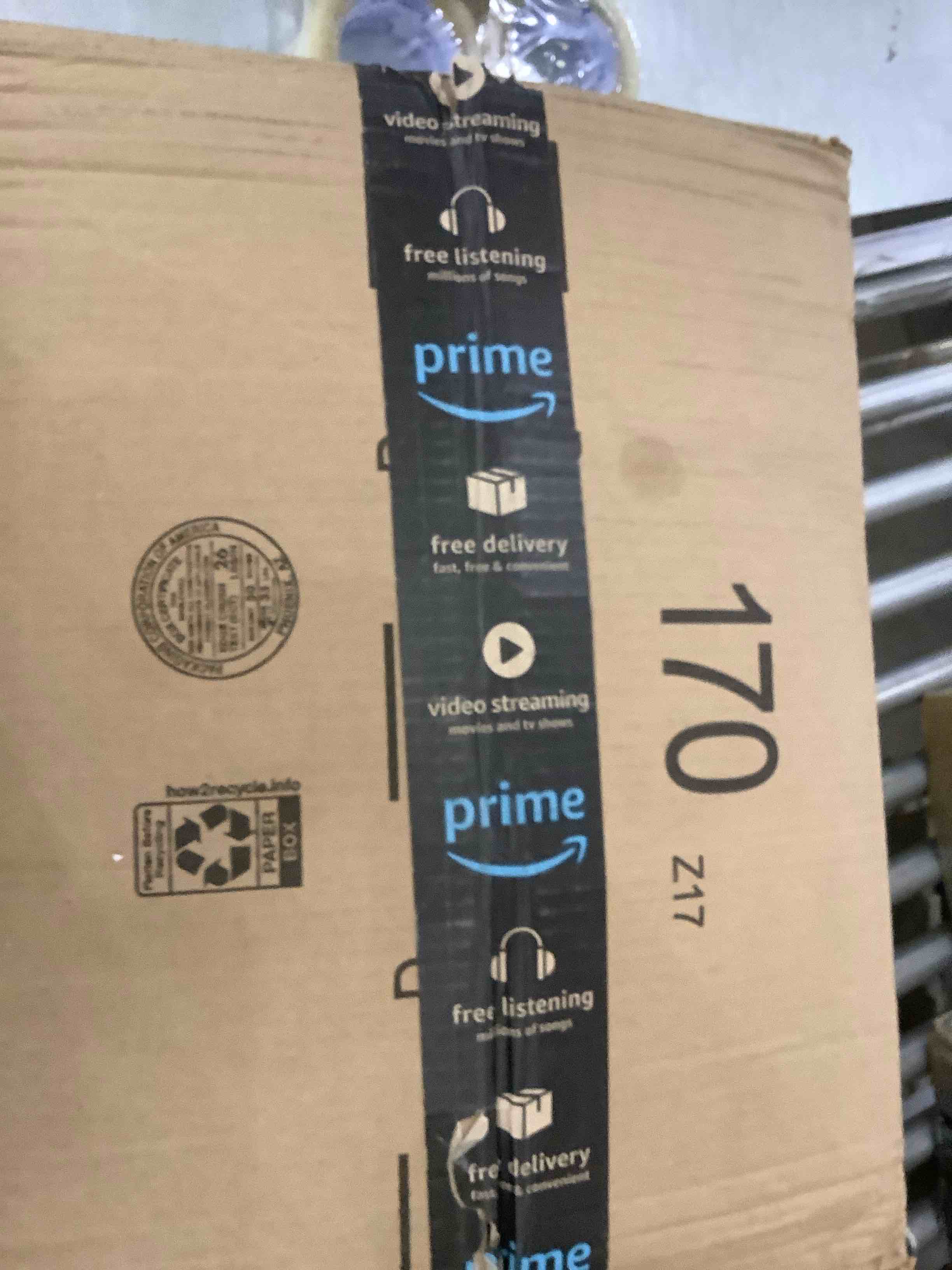 https://s3.amazonaws.com/lotting-images-prod/BargainHunt/EXS00381458_1717425432043.jpeg
