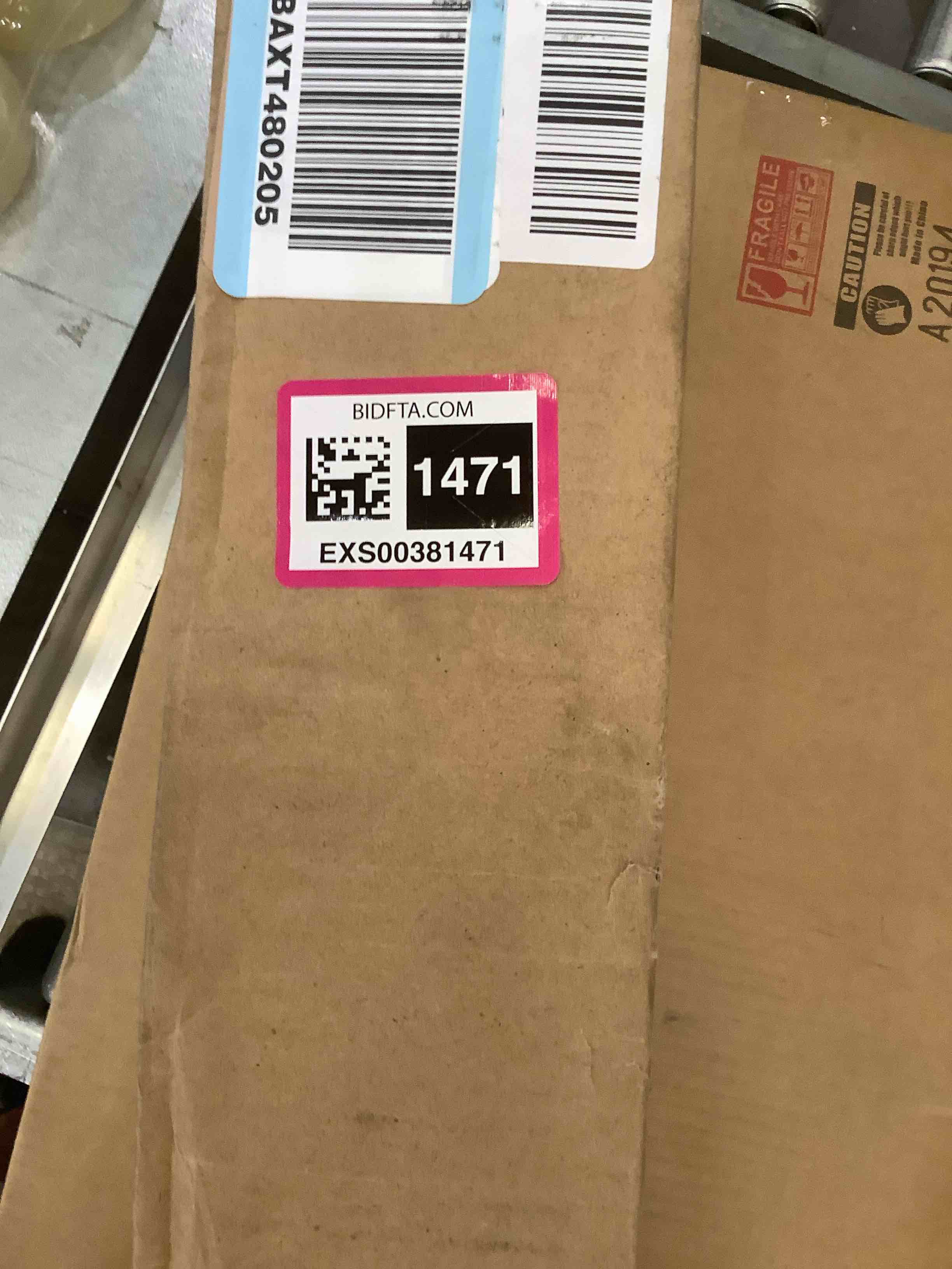 https://s3.amazonaws.com/lotting-images-prod/BargainHunt/EXS00381471_1717427811921.jpeg