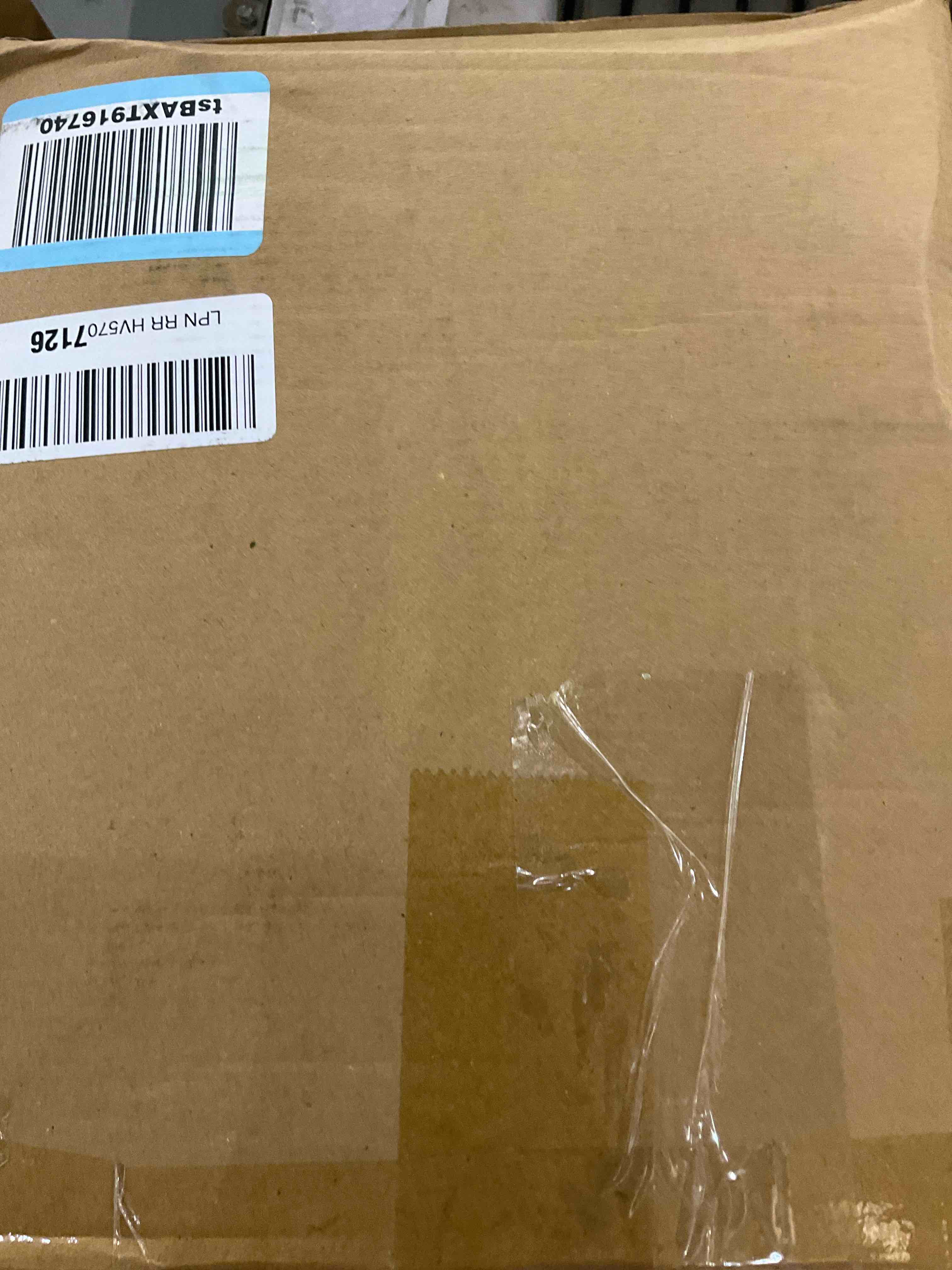 https://s3.amazonaws.com/lotting-images-prod/BargainHunt/EXS00381667_1715695150166.jpeg