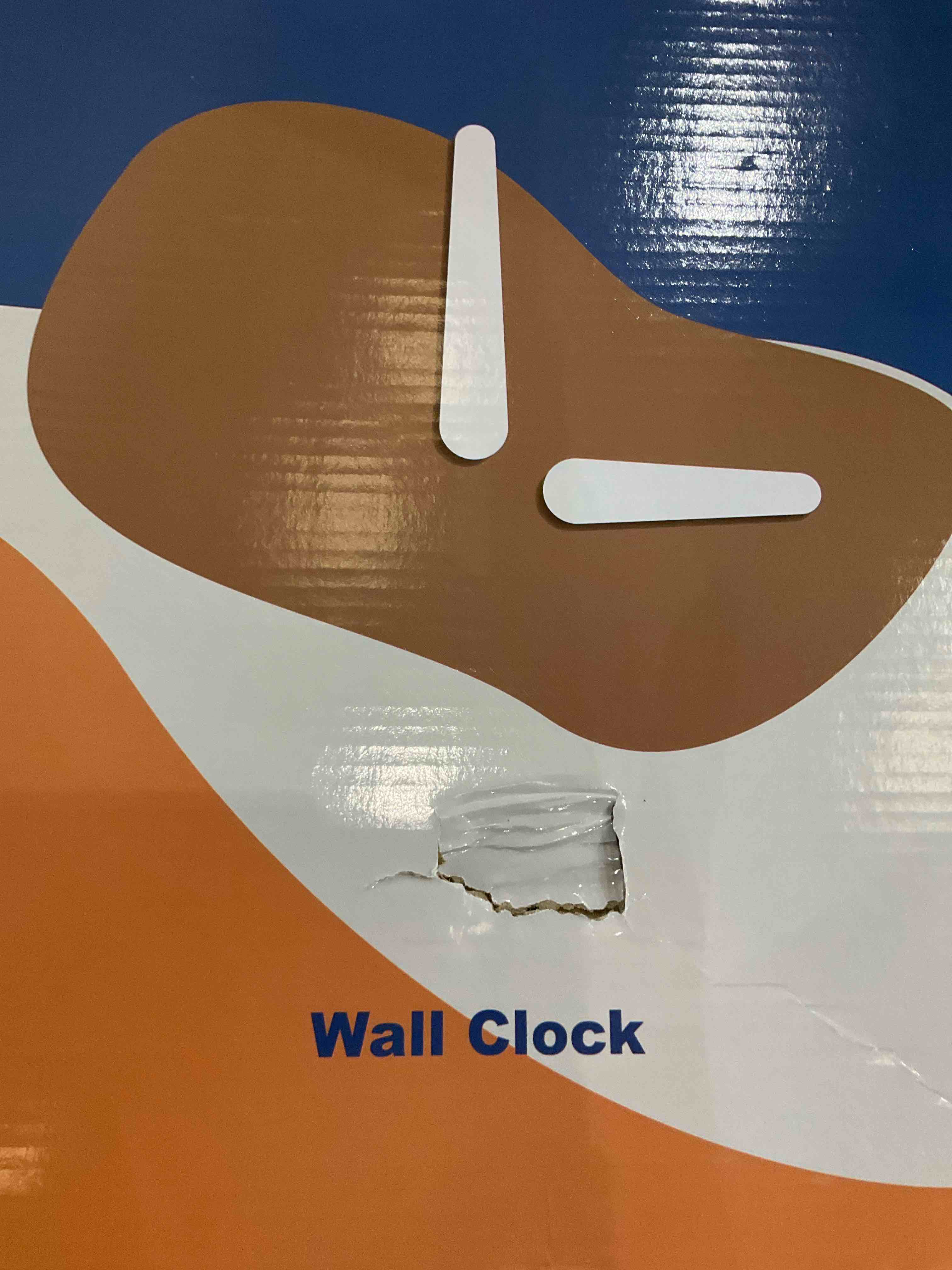 https://s3.amazonaws.com/lotting-images-prod/BargainHunt/EXS00381689_1715699082060.jpeg