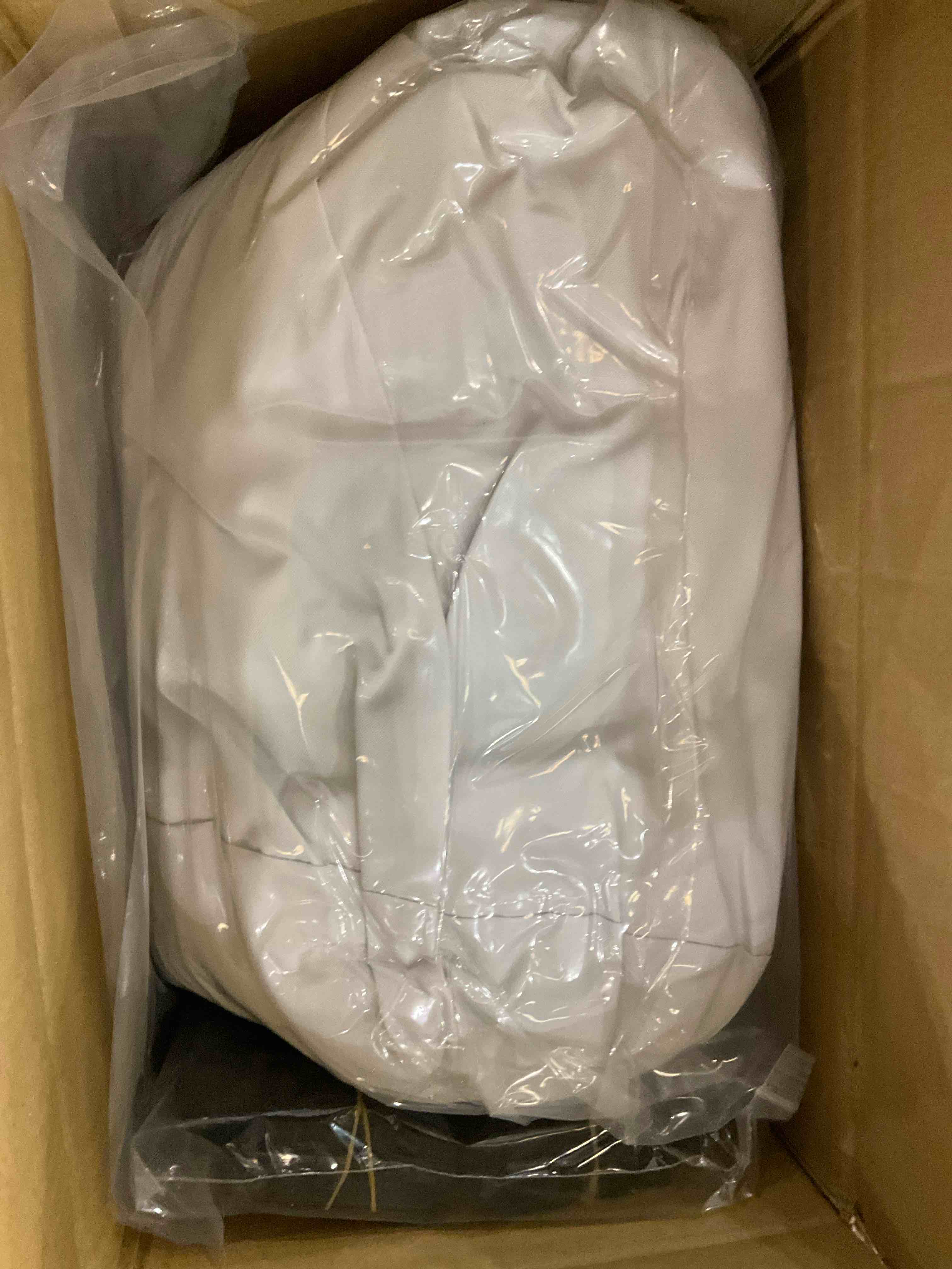 https://s3.amazonaws.com/lotting-images-prod/BargainHunt/EXS00381923_1715868914159.jpeg