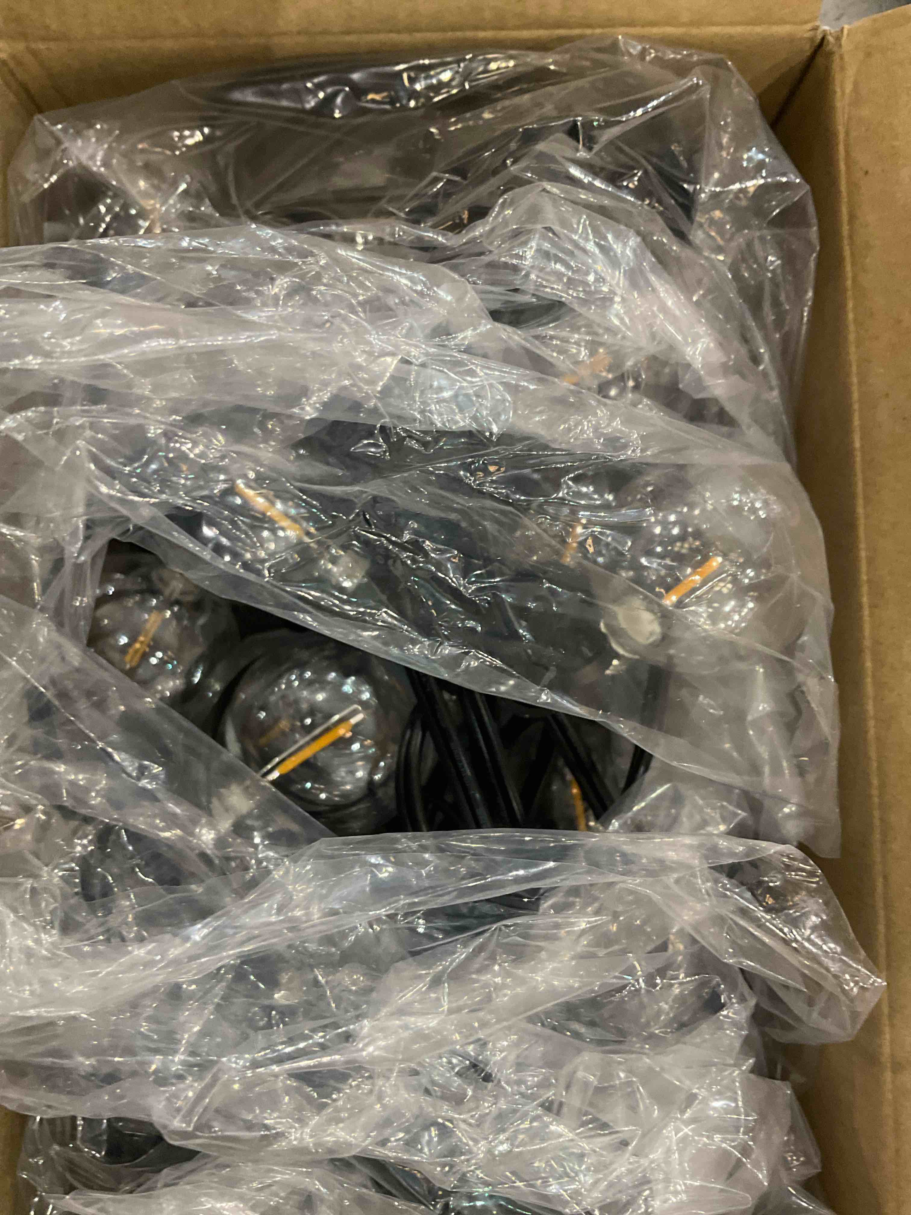https://s3.amazonaws.com/lotting-images-prod/BargainHunt/EXS00381925_1715869102152.jpeg