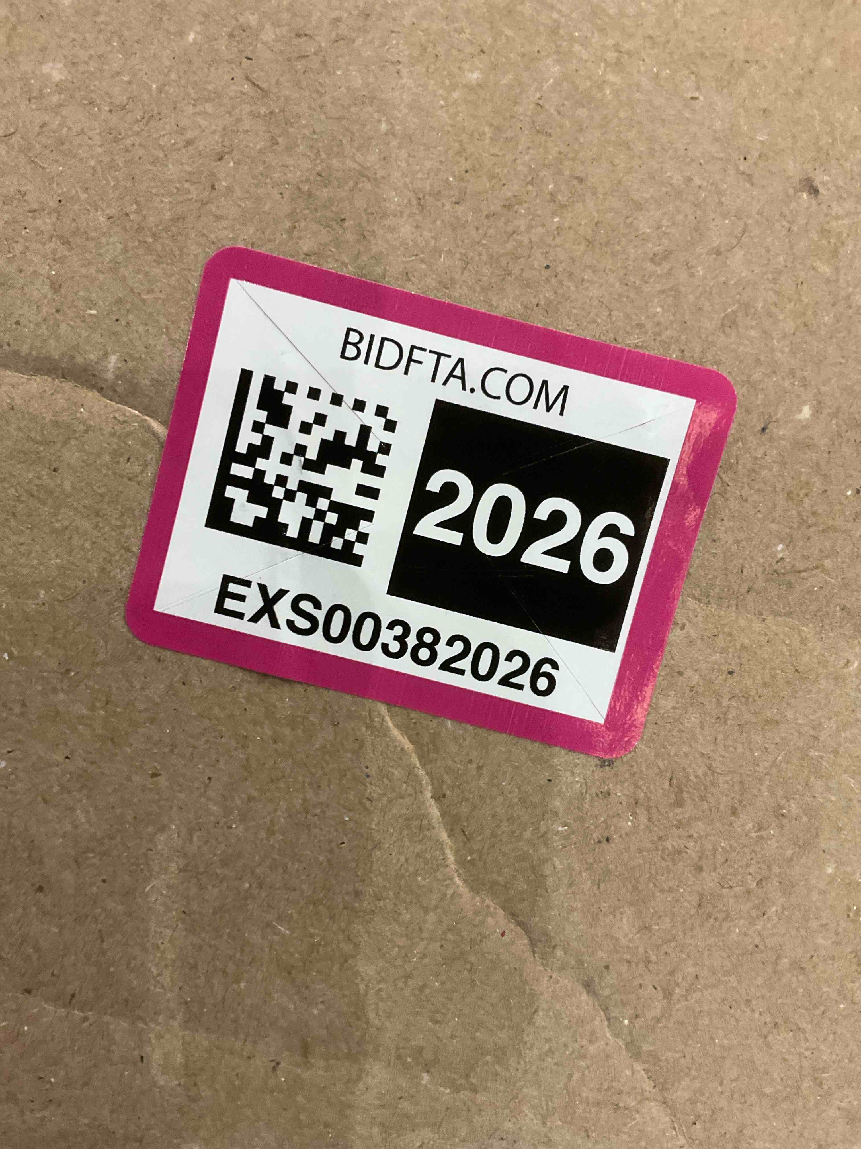 https://s3.amazonaws.com/lotting-images-prod/BargainHunt/EXS00382026_1717504802420.jpeg