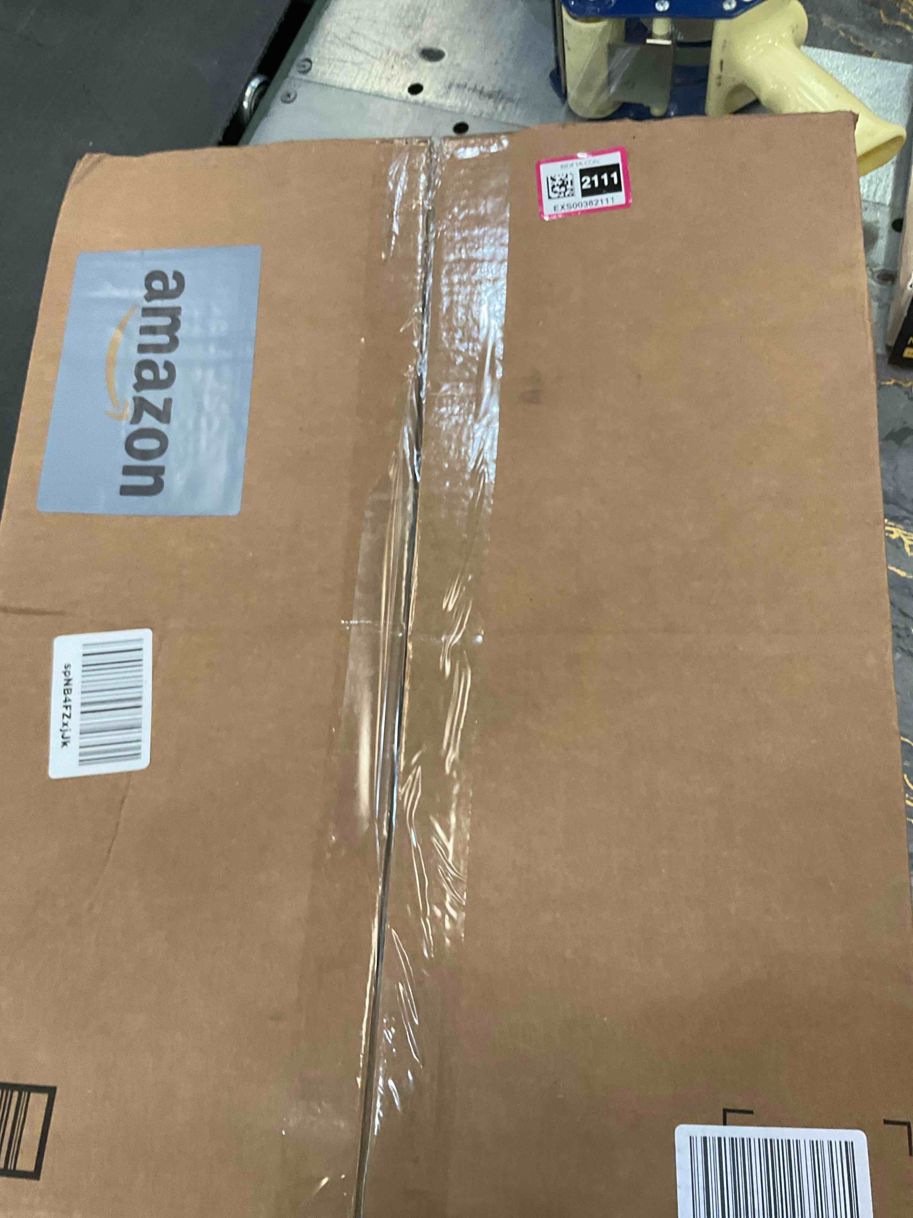 https://s3.amazonaws.com/lotting-images-prod/BargainHunt/EXS00382111_1717523197499.jpeg