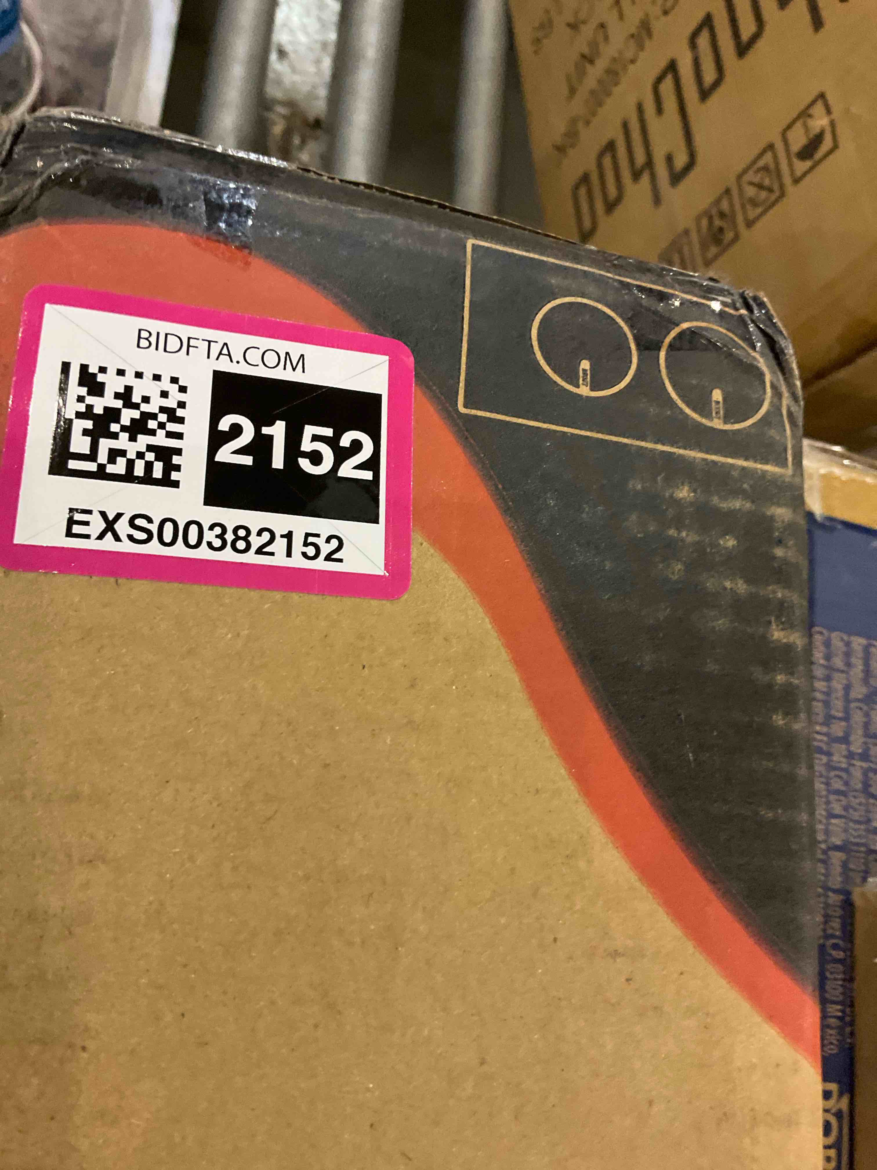 https://s3.amazonaws.com/lotting-images-prod/BargainHunt/EXS00382152_1717586918968.jpeg
