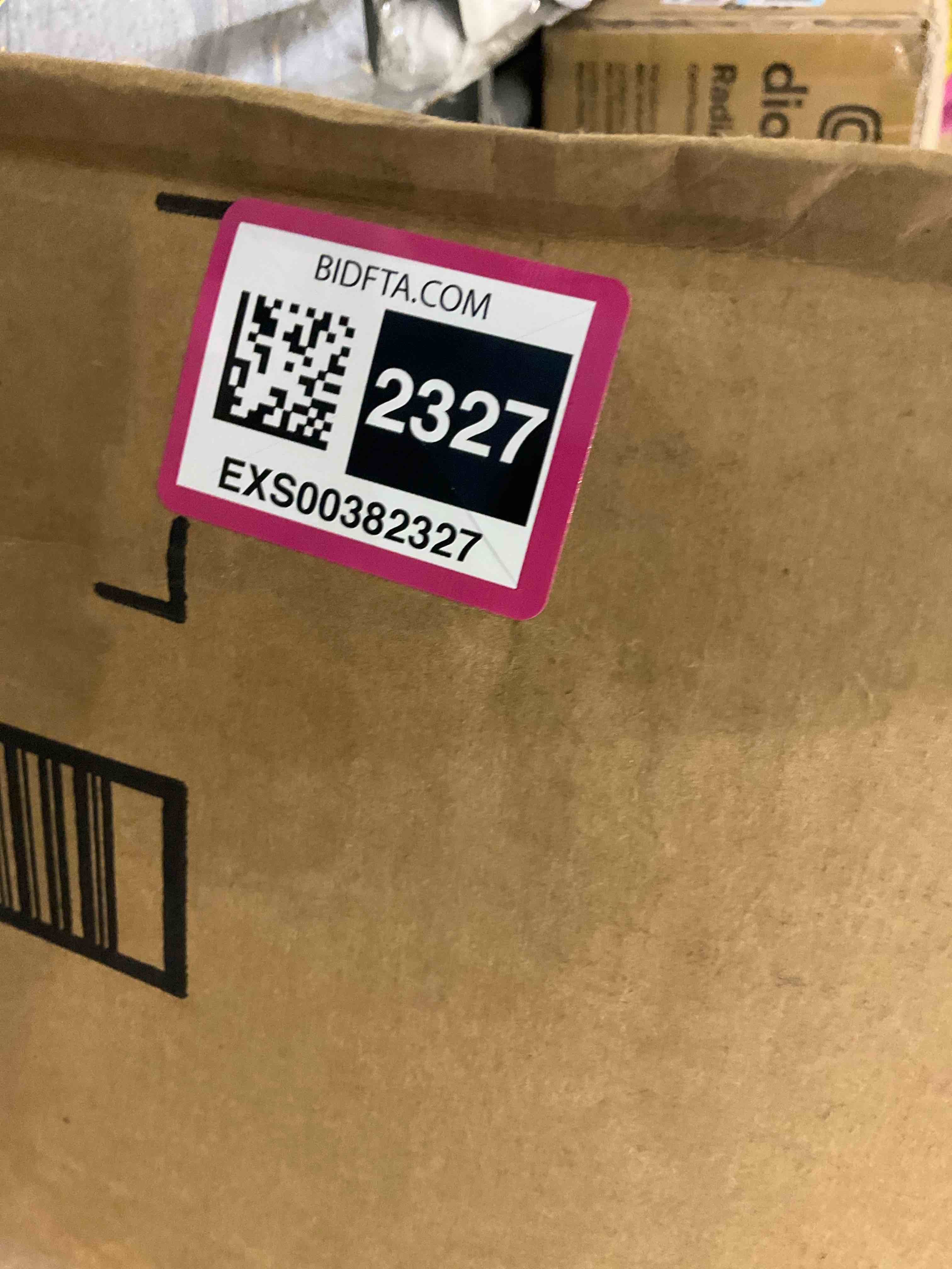 https://s3.amazonaws.com/lotting-images-prod/BargainHunt/EXS00382327_1717677358090.jpeg