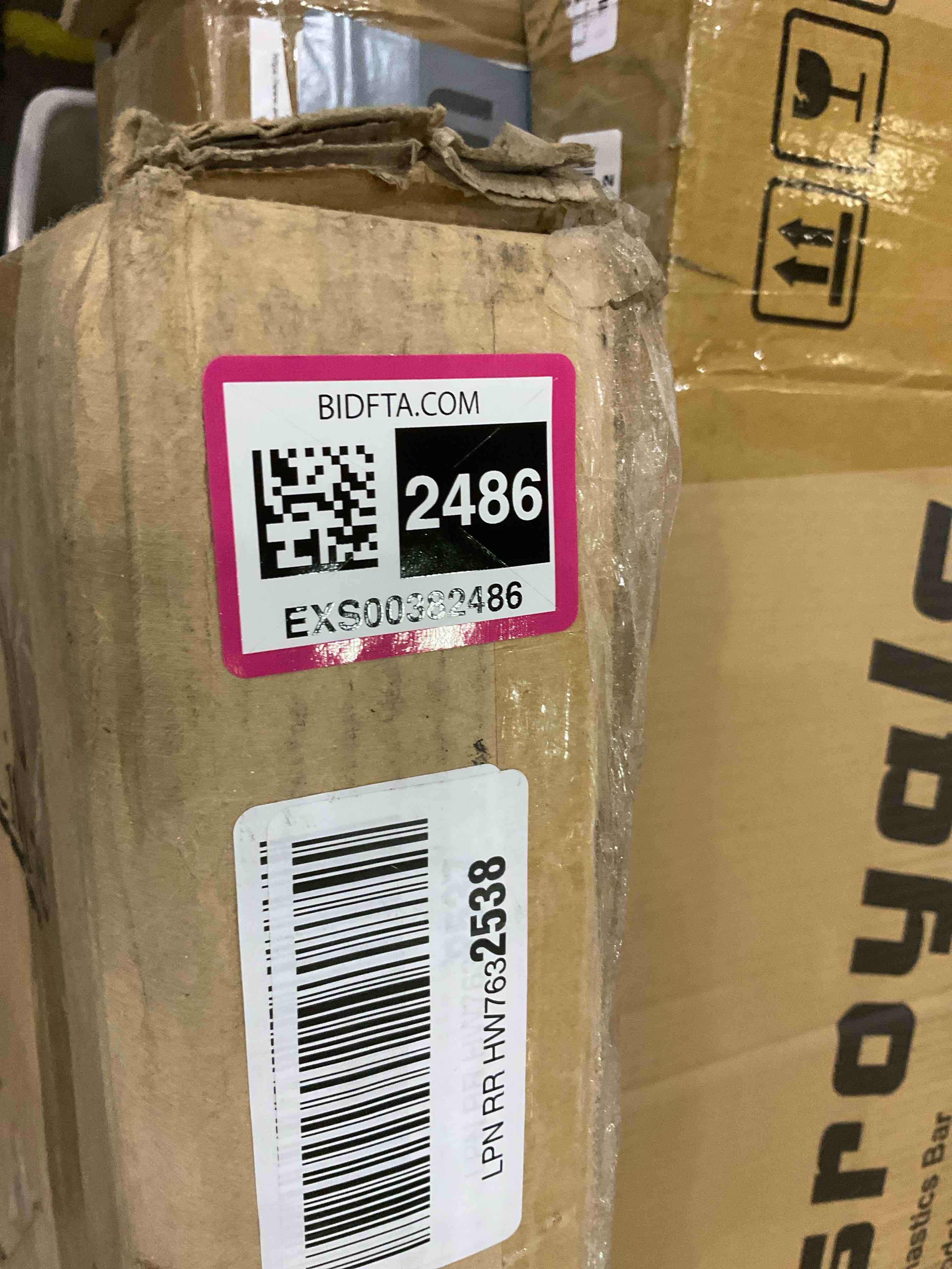 https://s3.amazonaws.com/lotting-images-prod/BargainHunt/EXS00382486_1717764464001.jpeg