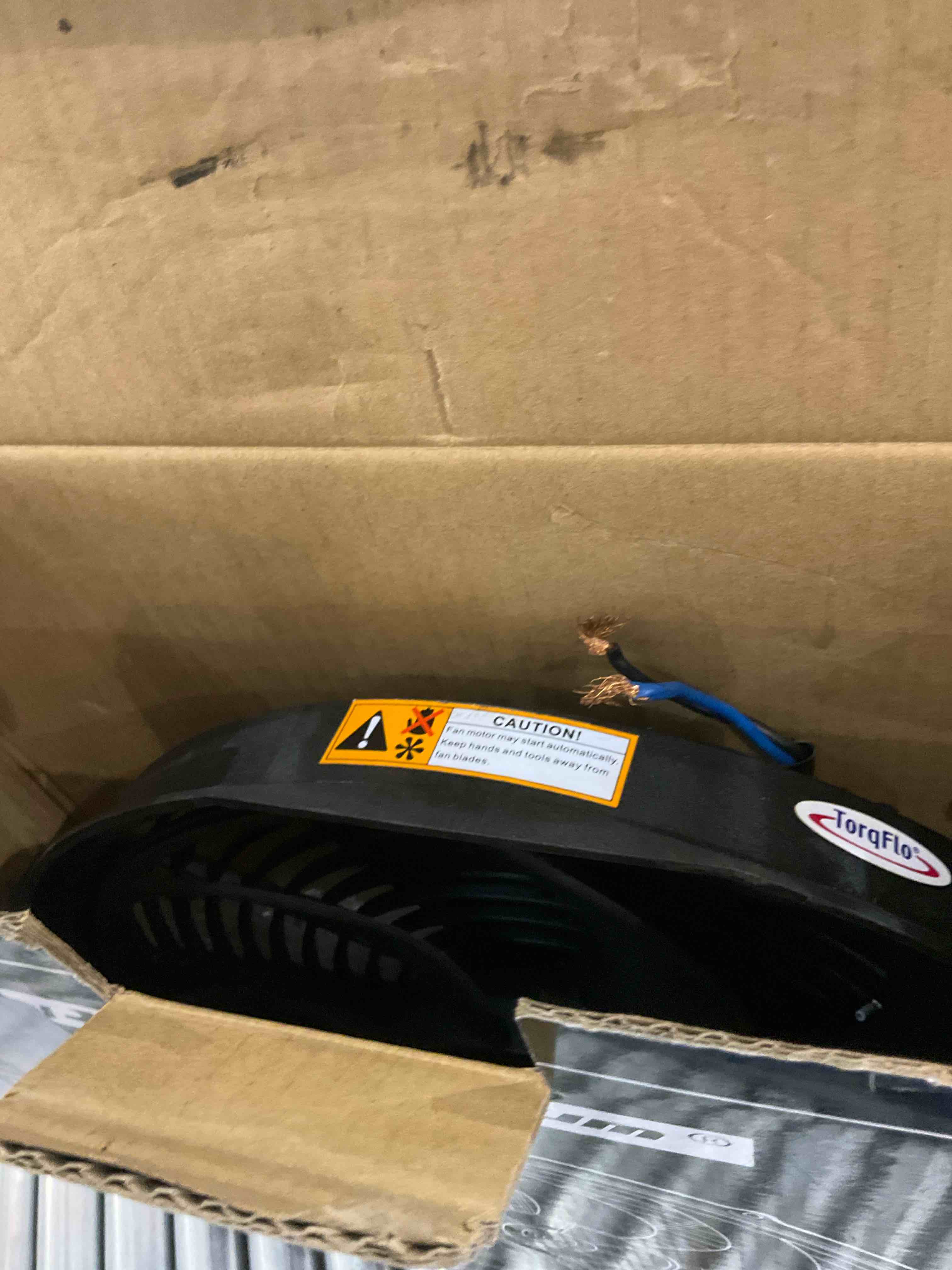 https://s3.amazonaws.com/lotting-images-prod/BargainHunt/EXS00382857_1715783034766.jpeg