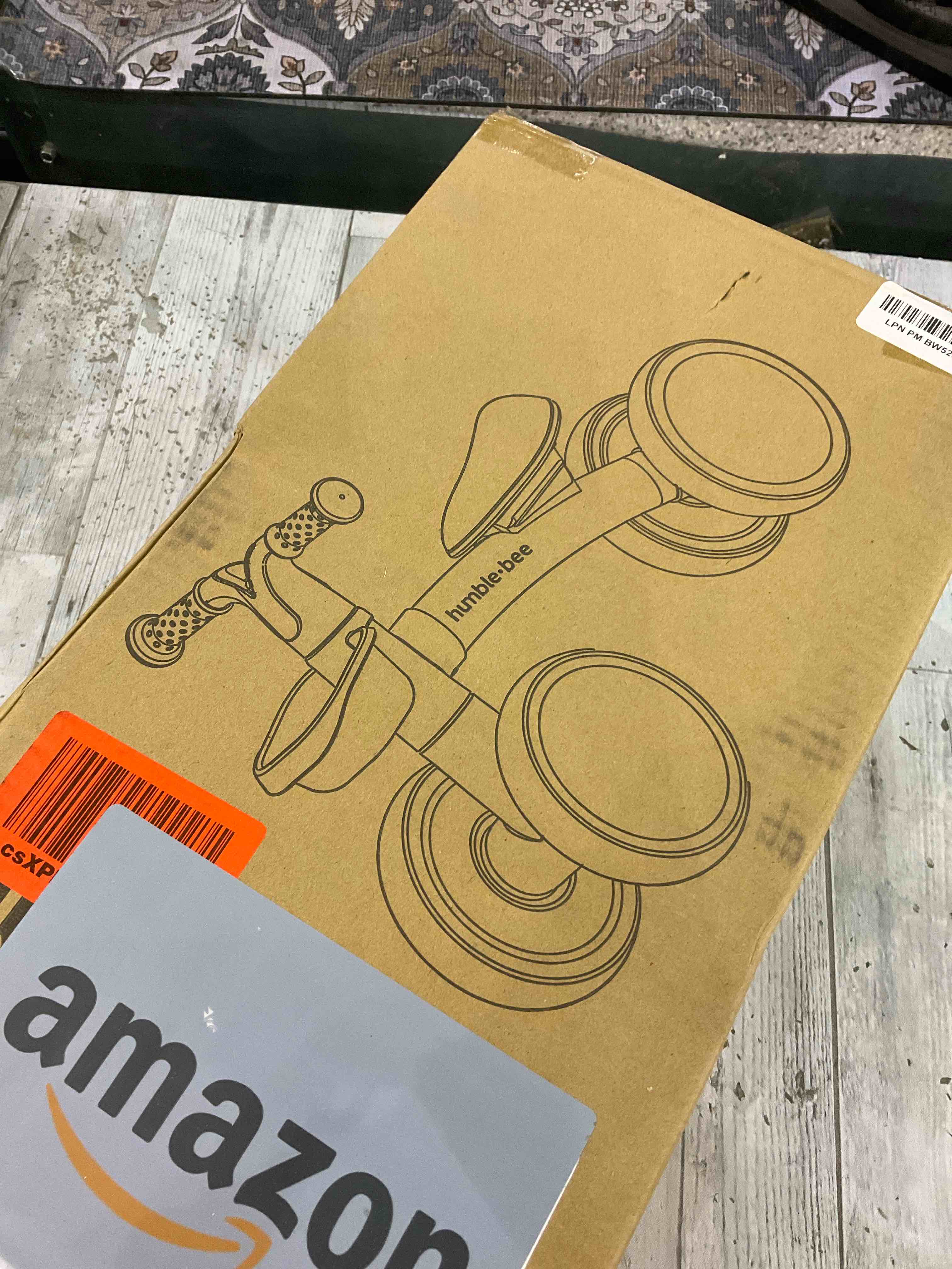 https://s3.amazonaws.com/lotting-images-prod/BargainHunt/EXS00383031_1715771514318.jpeg