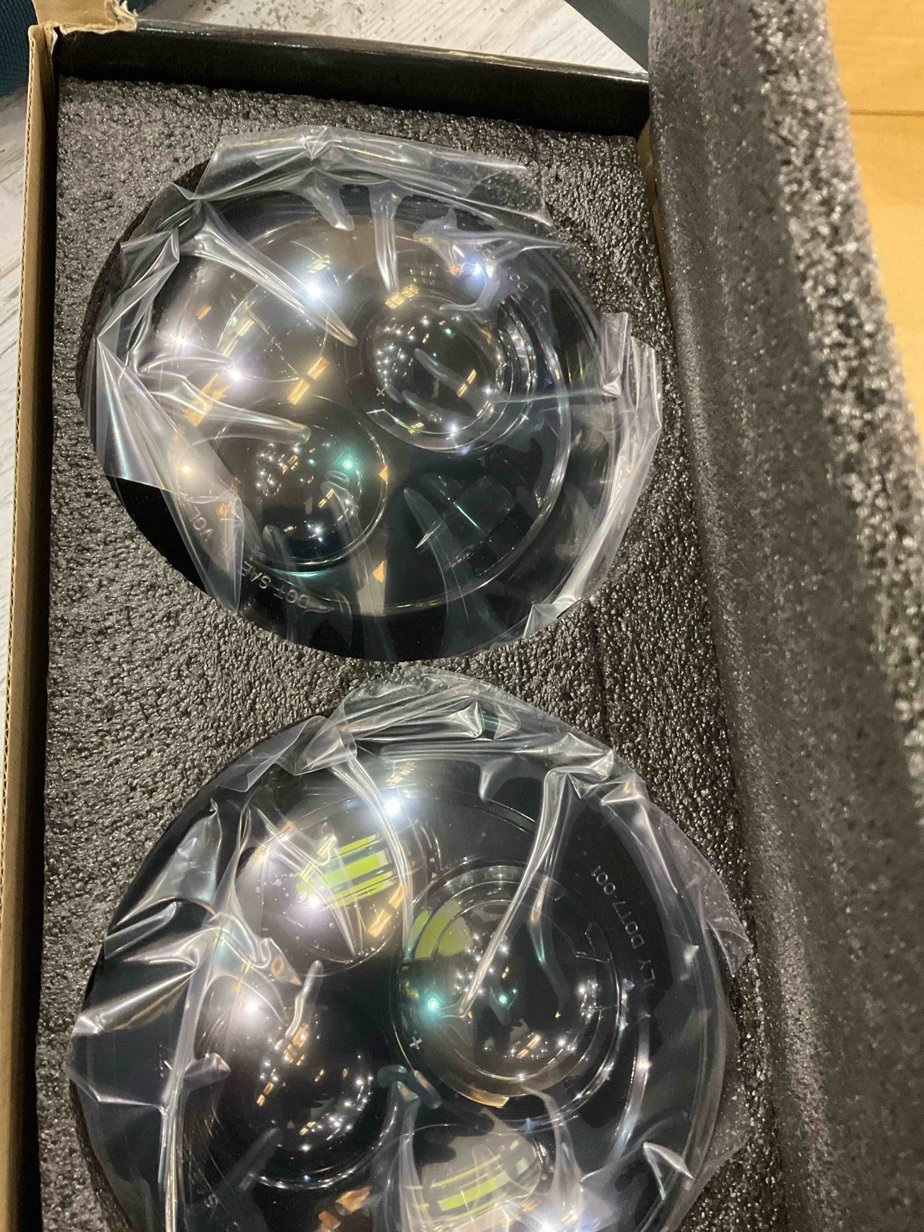 https://s3.amazonaws.com/lotting-images-prod/BargainHunt/EXS00383169_1715868558013.jpeg
