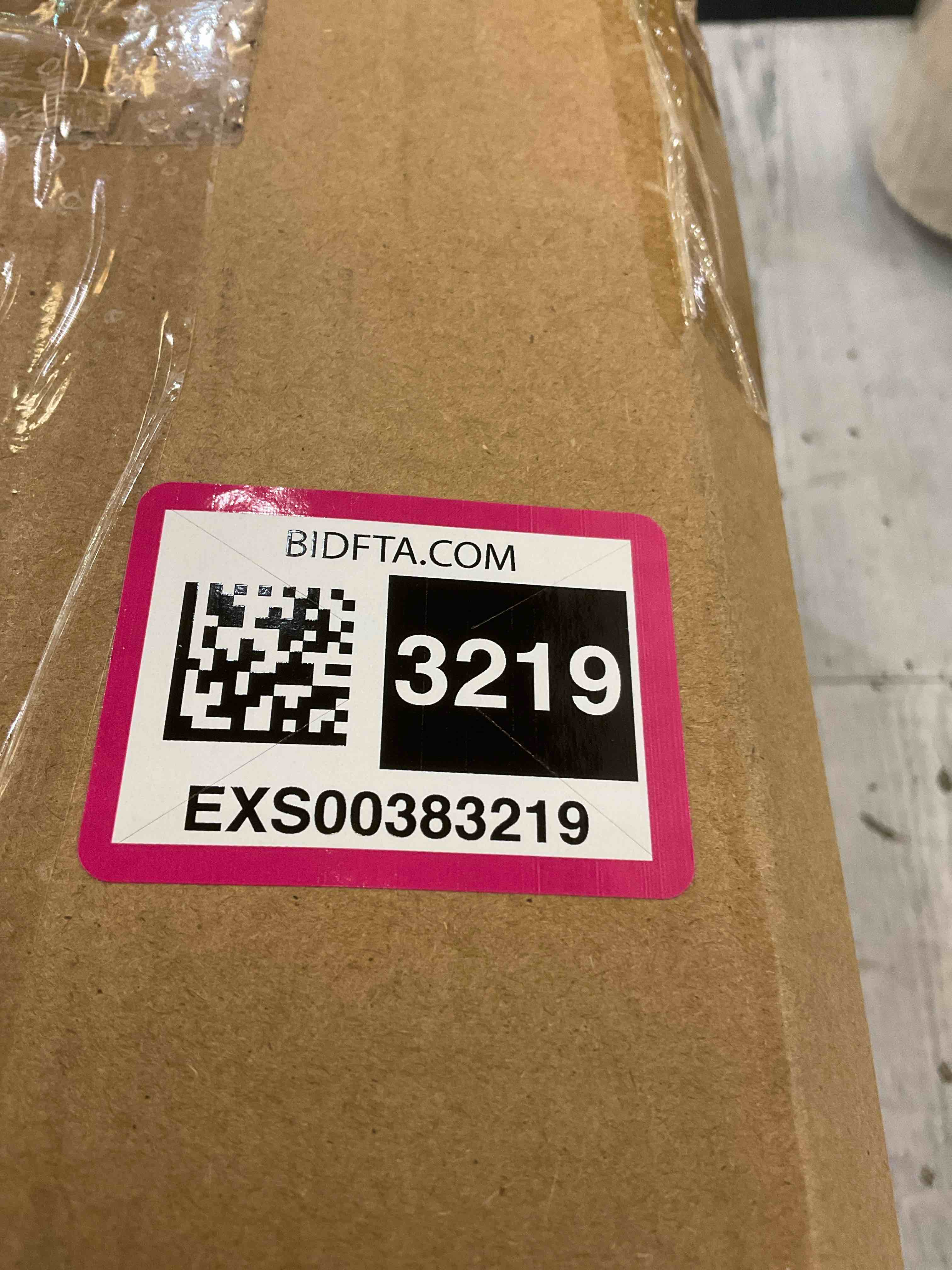 https://s3.amazonaws.com/lotting-images-prod/BargainHunt/EXS00383219_1715878969966.jpeg