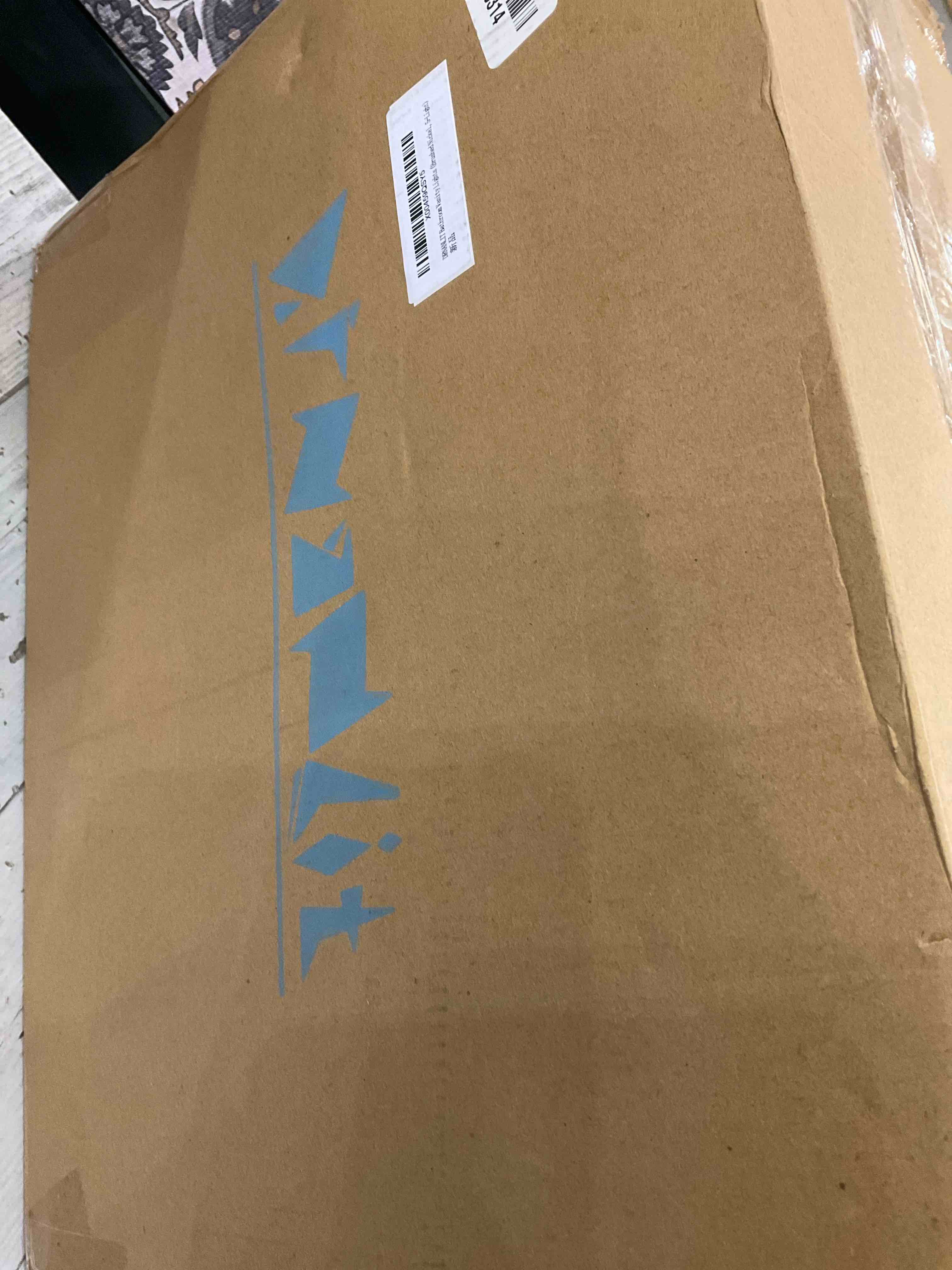 https://s3.amazonaws.com/lotting-images-prod/BargainHunt/EXS00383220_1715879043613.jpeg