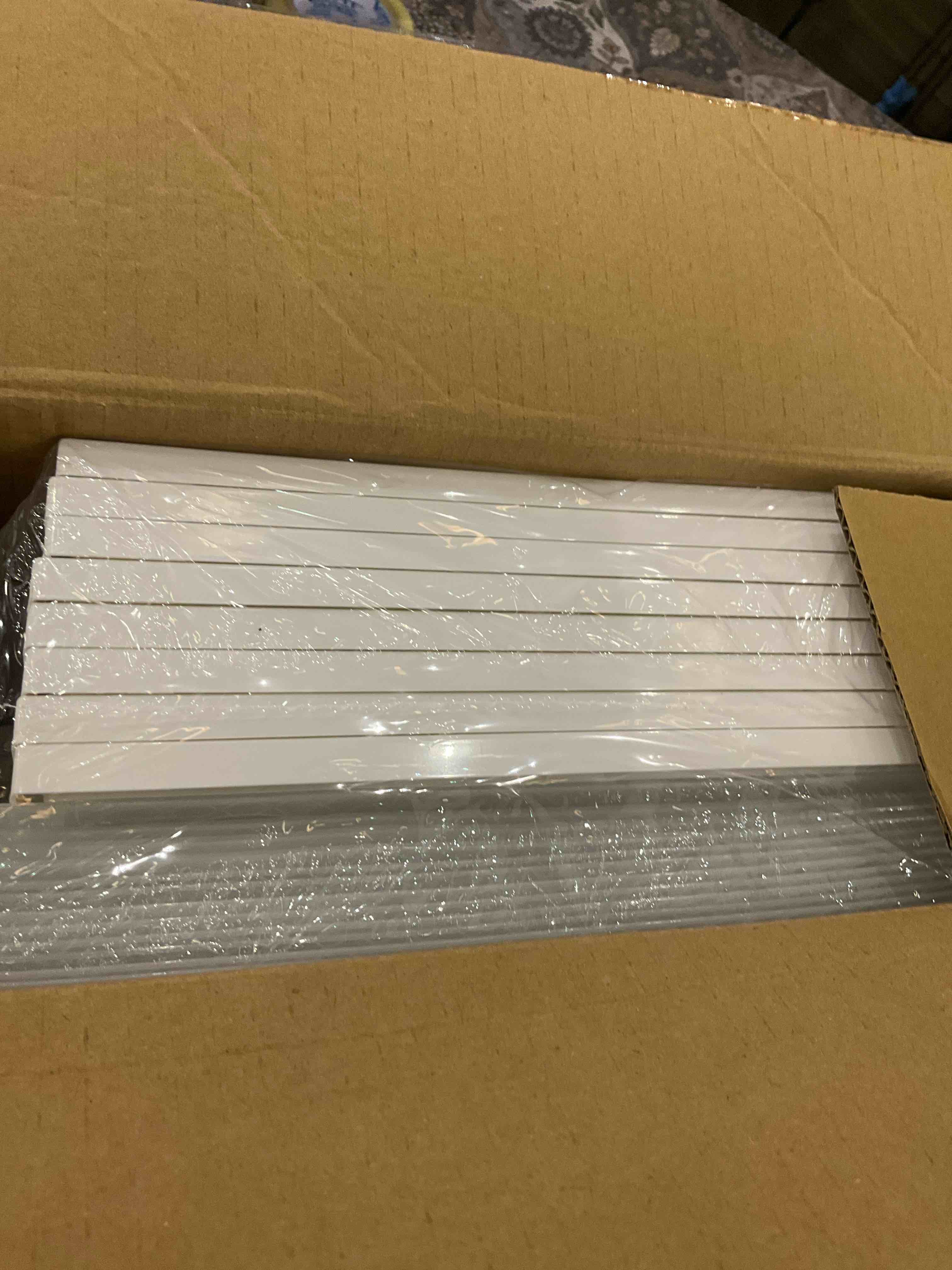 https://s3.amazonaws.com/lotting-images-prod/BargainHunt/EXS00383221_1715879253833.jpeg