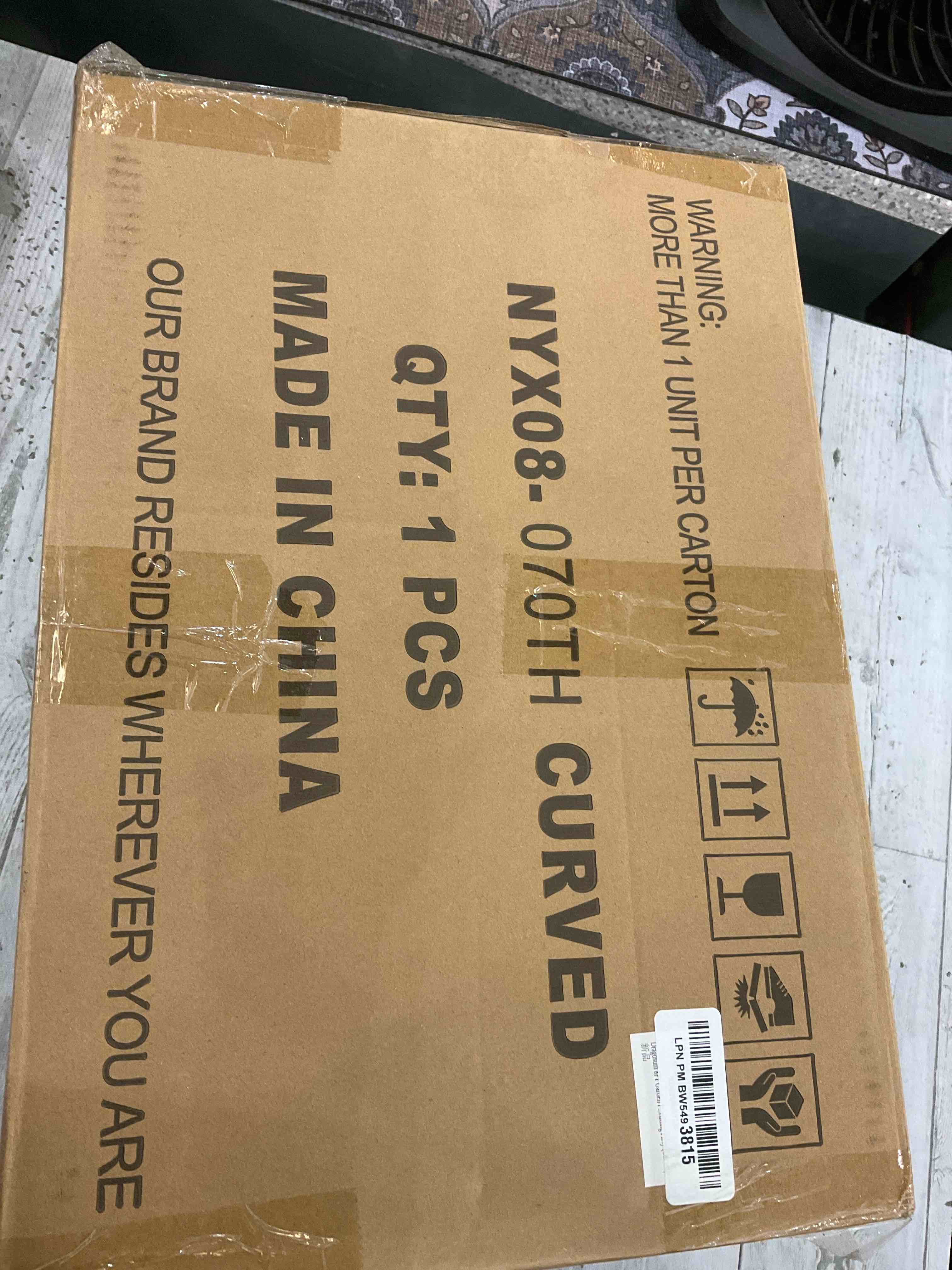 https://s3.amazonaws.com/lotting-images-prod/BargainHunt/EXS00383236_1715880451023.jpeg
