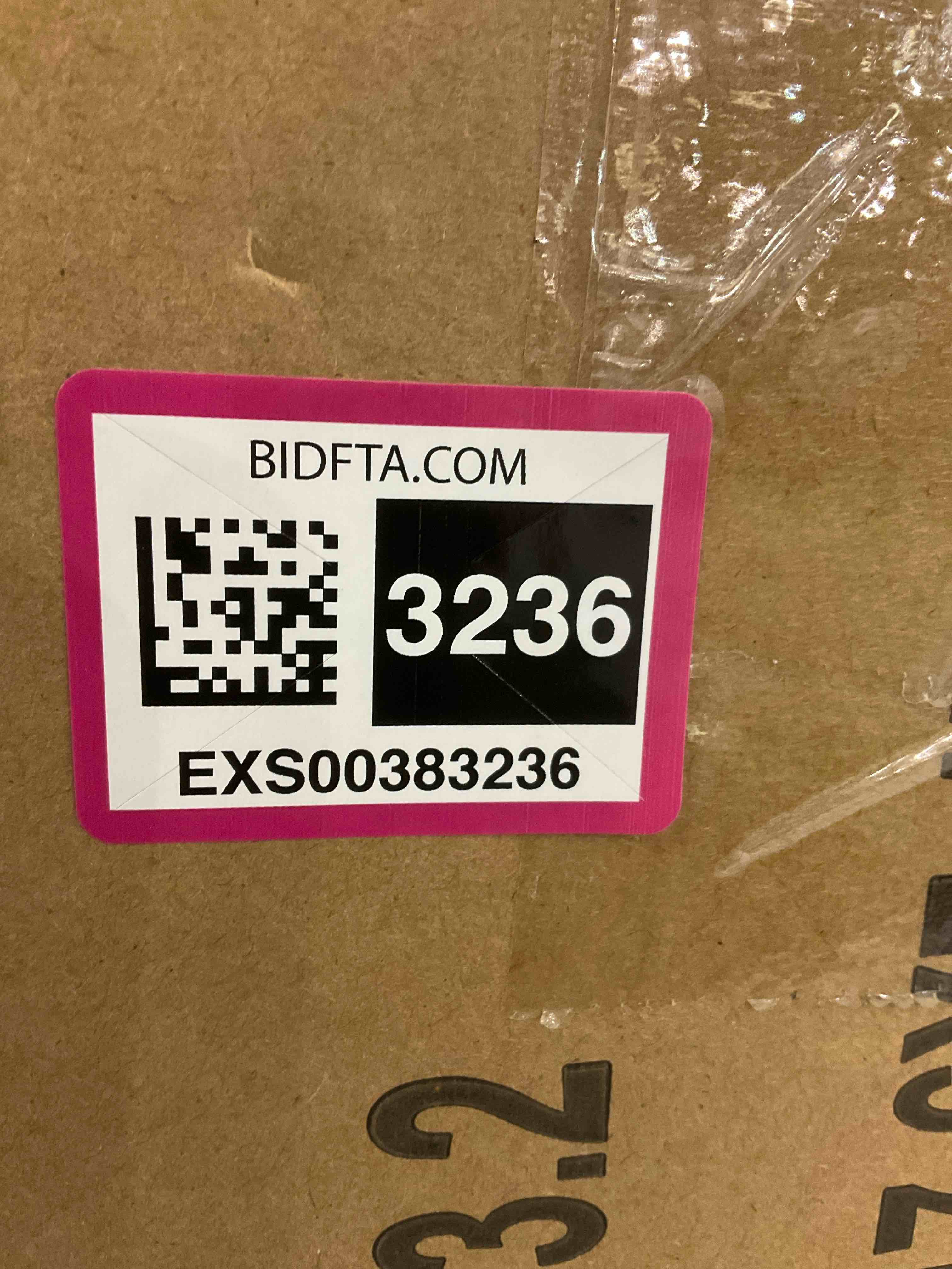 https://s3.amazonaws.com/lotting-images-prod/BargainHunt/EXS00383236_1715880462287.jpeg