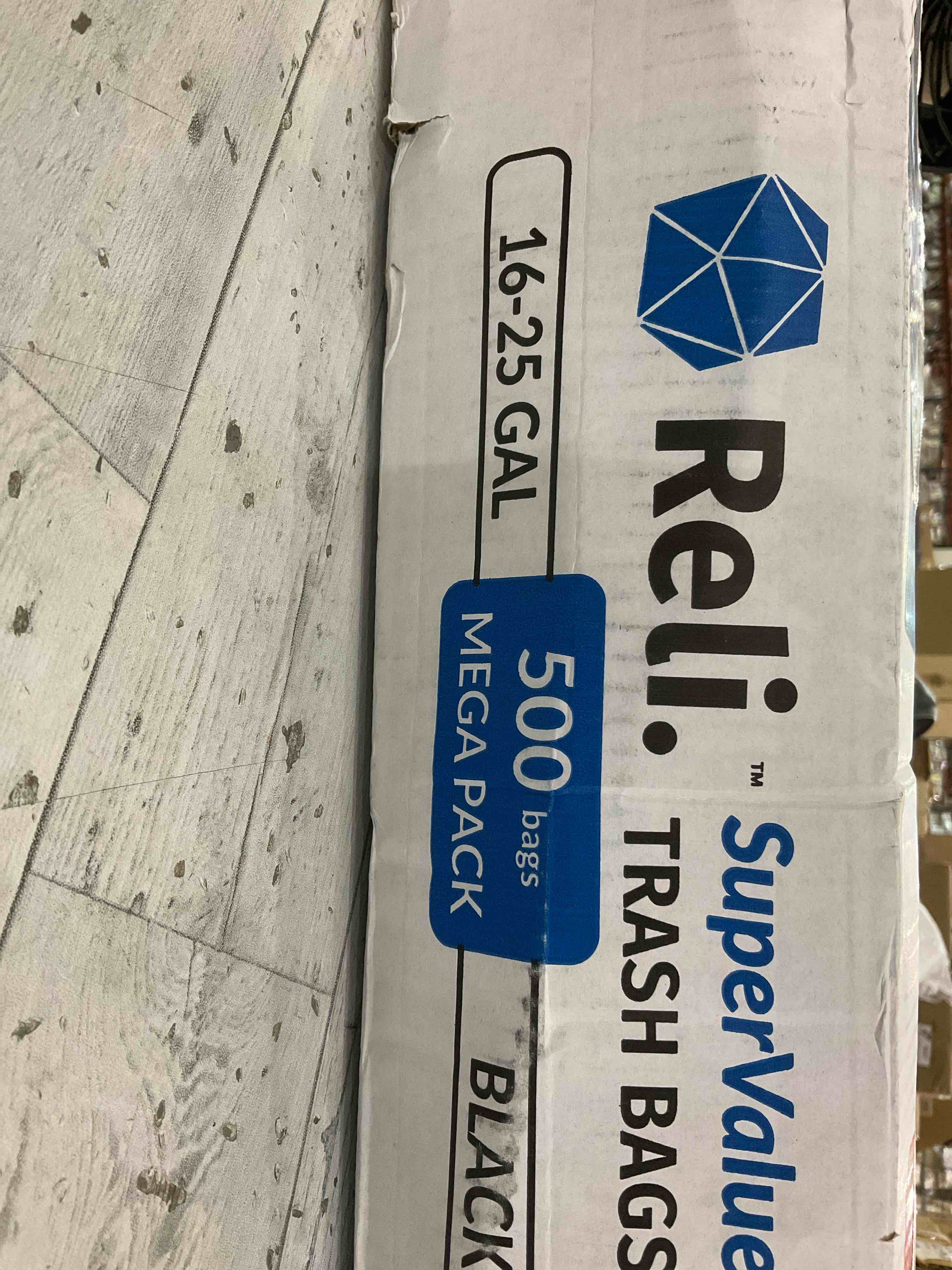 https://s3.amazonaws.com/lotting-images-prod/BargainHunt/EXS00383237_1715880799687.jpeg