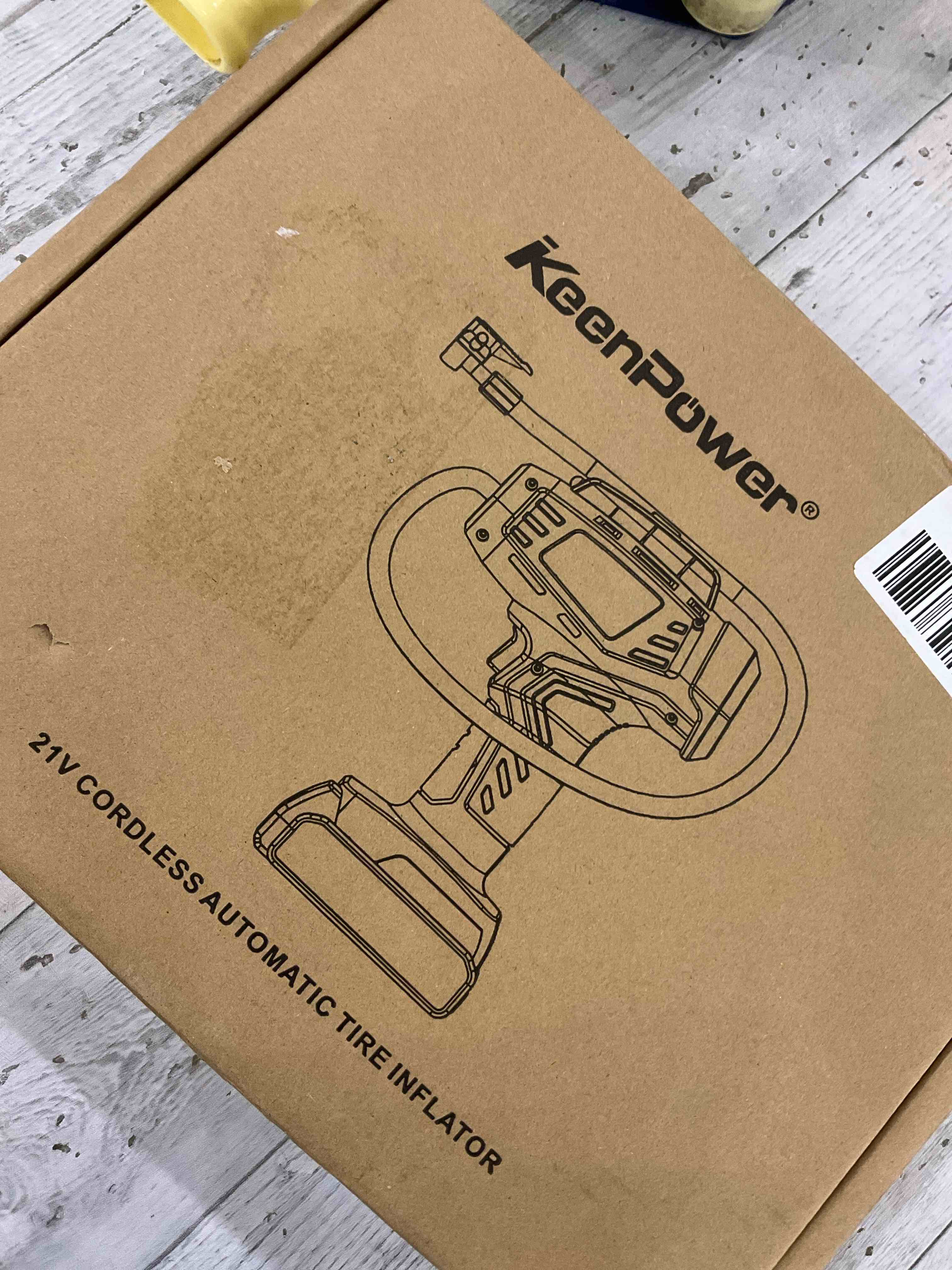 https://s3.amazonaws.com/lotting-images-prod/BargainHunt/EXS00383239_1715880899414.jpeg