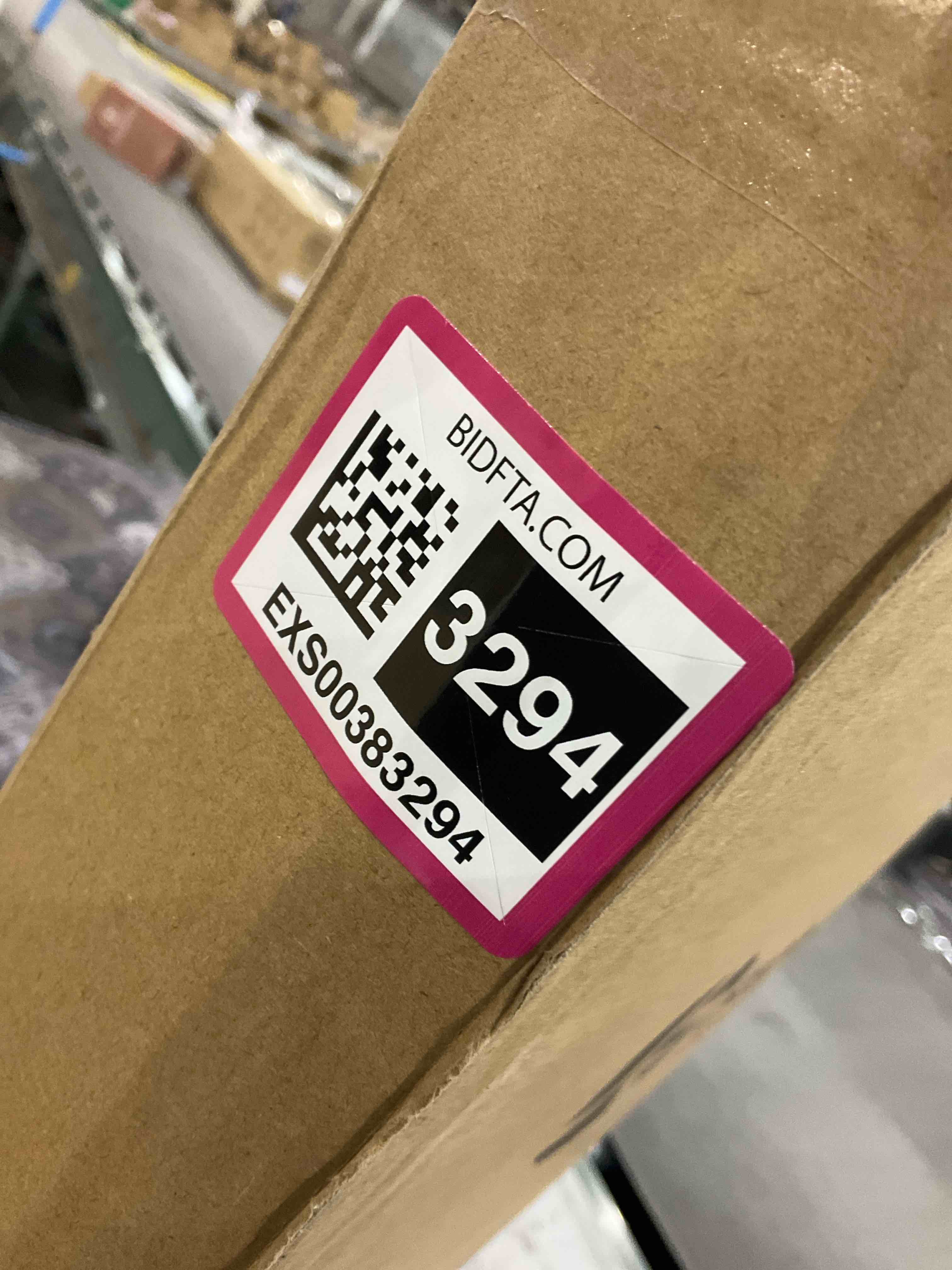 https://s3.amazonaws.com/lotting-images-prod/BargainHunt/EXS00383294_1715948429500.jpeg