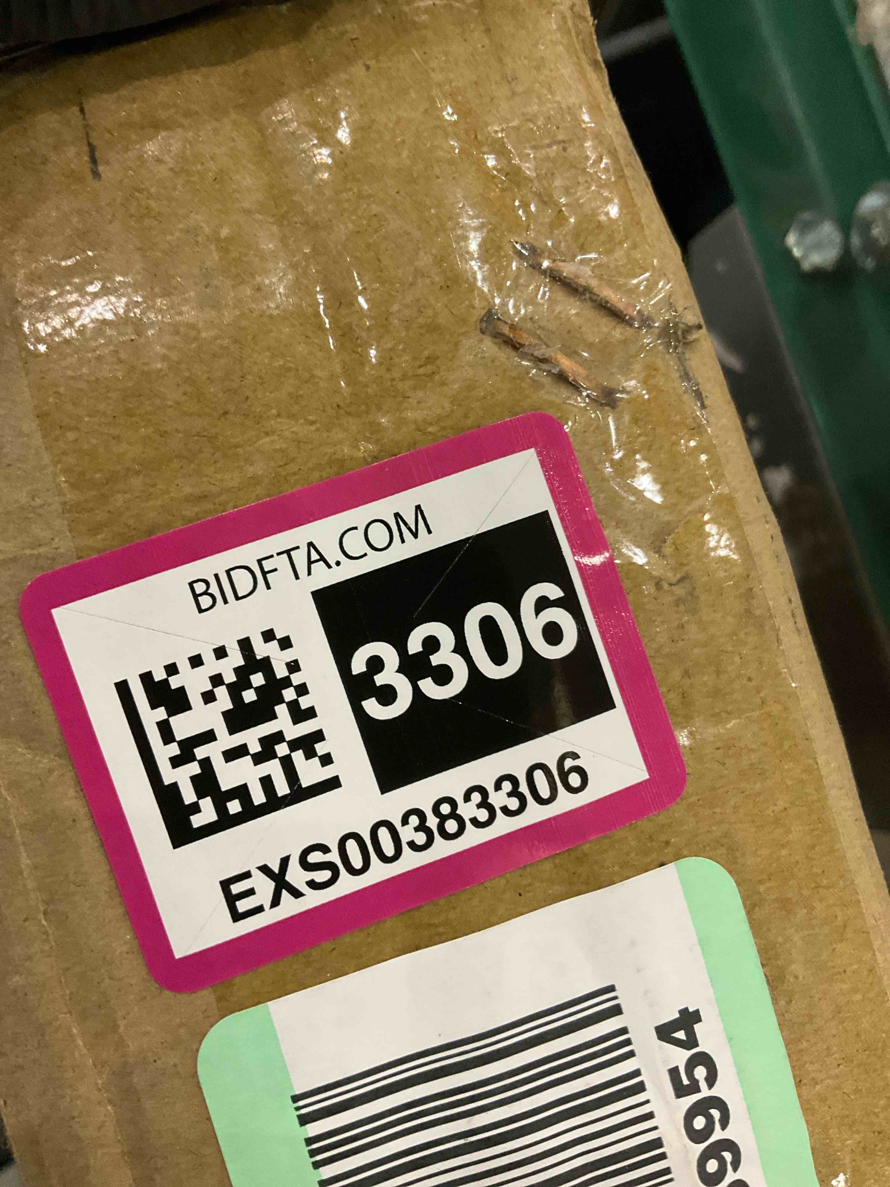https://s3.amazonaws.com/lotting-images-prod/BargainHunt/EXS00383306_1715949583164.jpeg