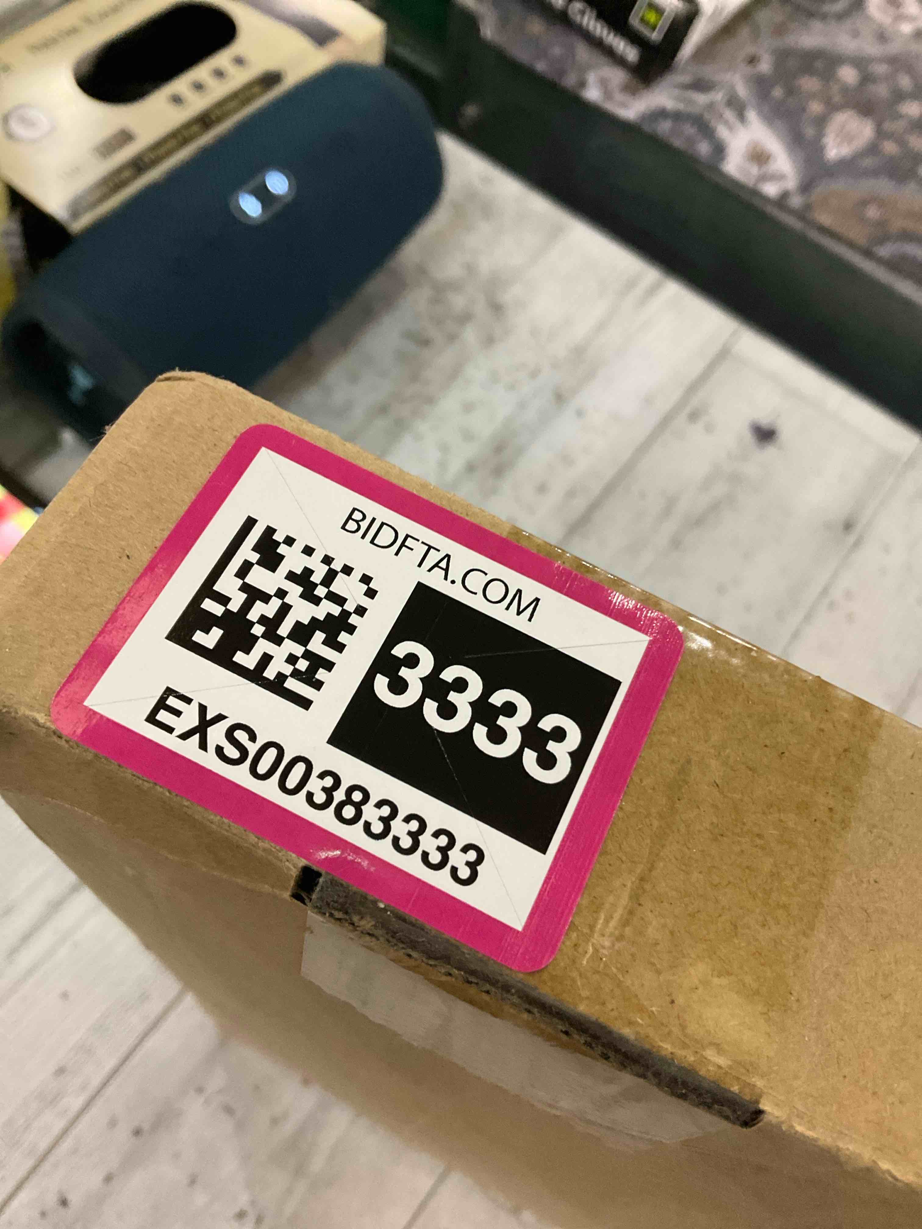 https://s3.amazonaws.com/lotting-images-prod/BargainHunt/EXS00383333_1715954793476.jpeg