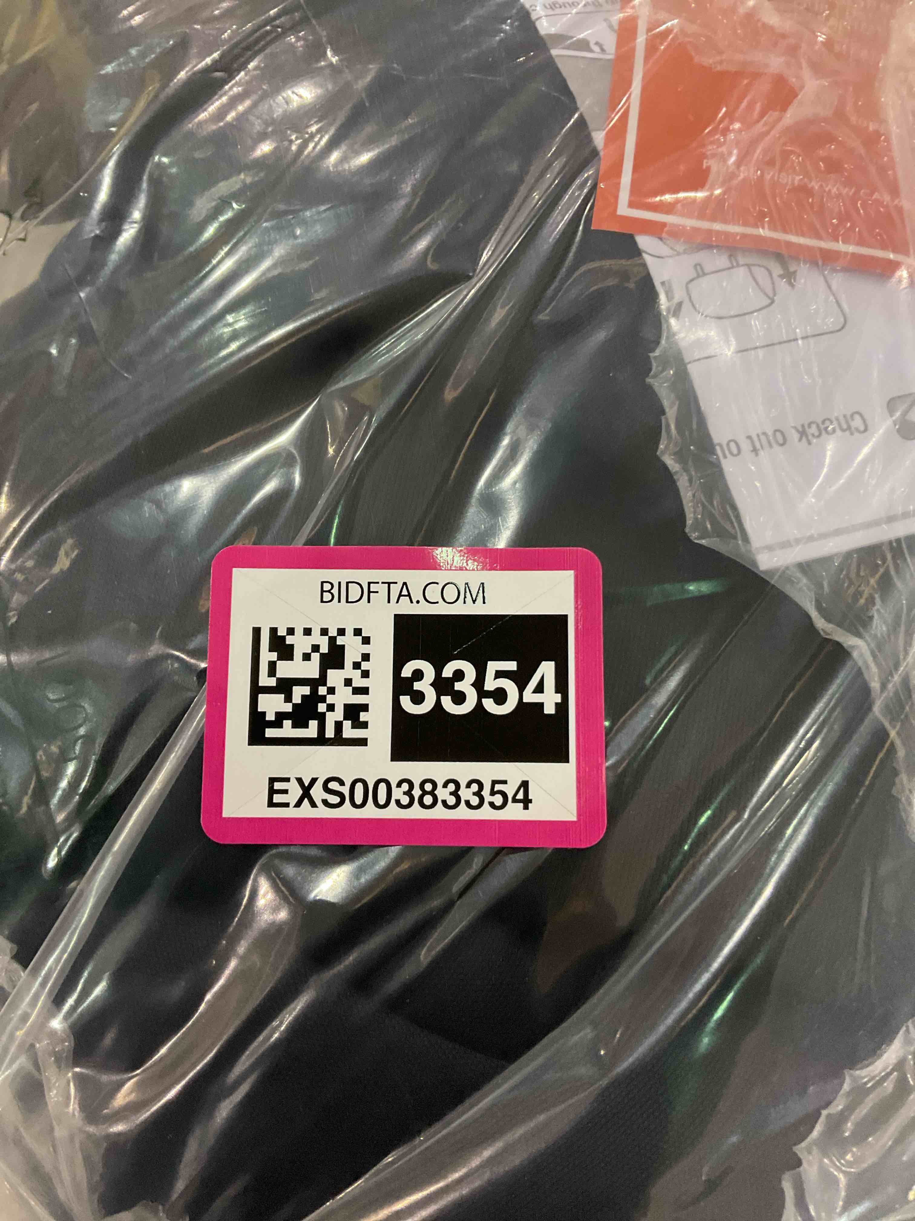 https://s3.amazonaws.com/lotting-images-prod/BargainHunt/EXS00383354_1715957424326.jpeg