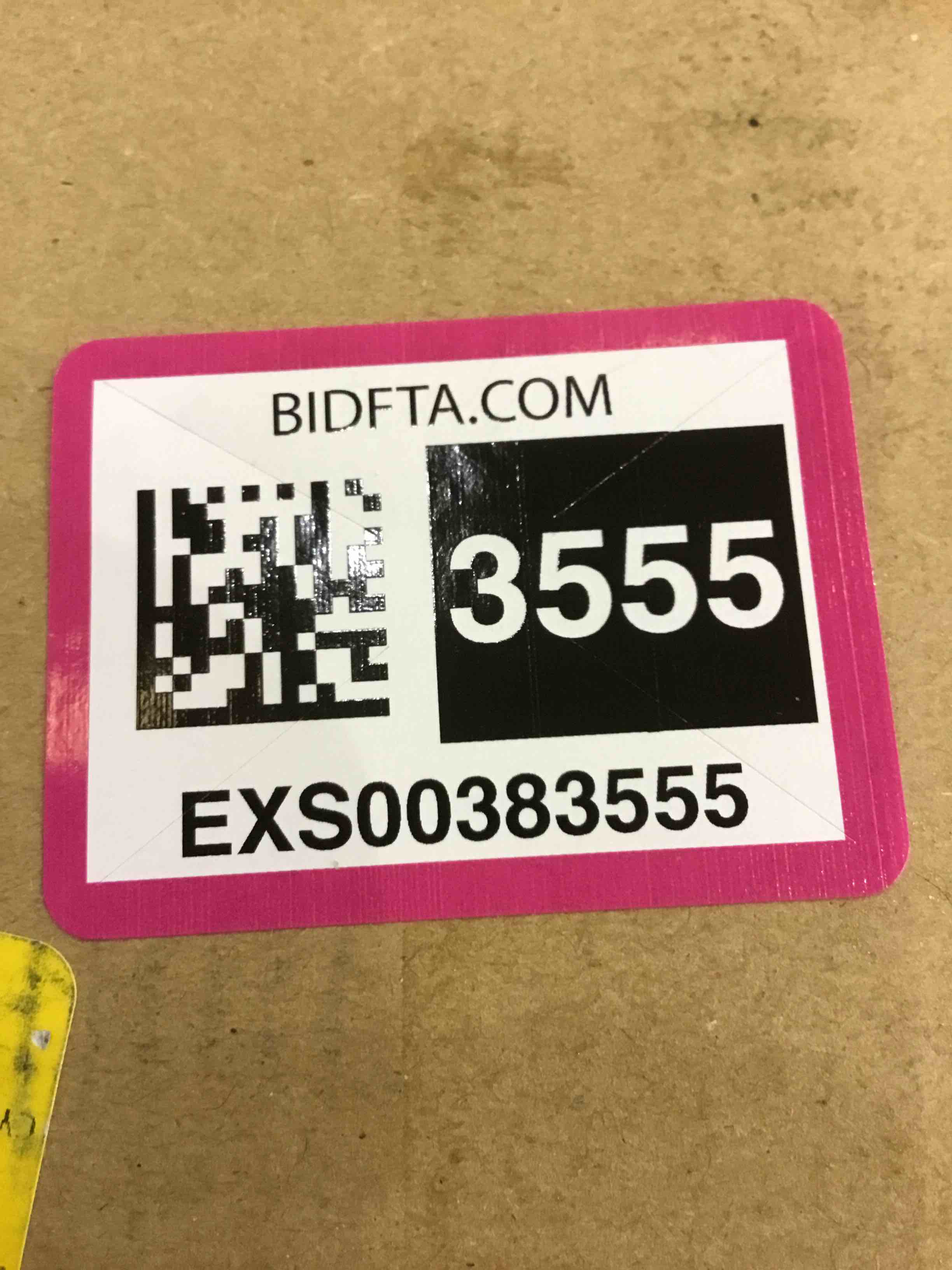 https://s3.amazonaws.com/lotting-images-prod/BargainHunt/EXS00383555_1715709098107.jpeg