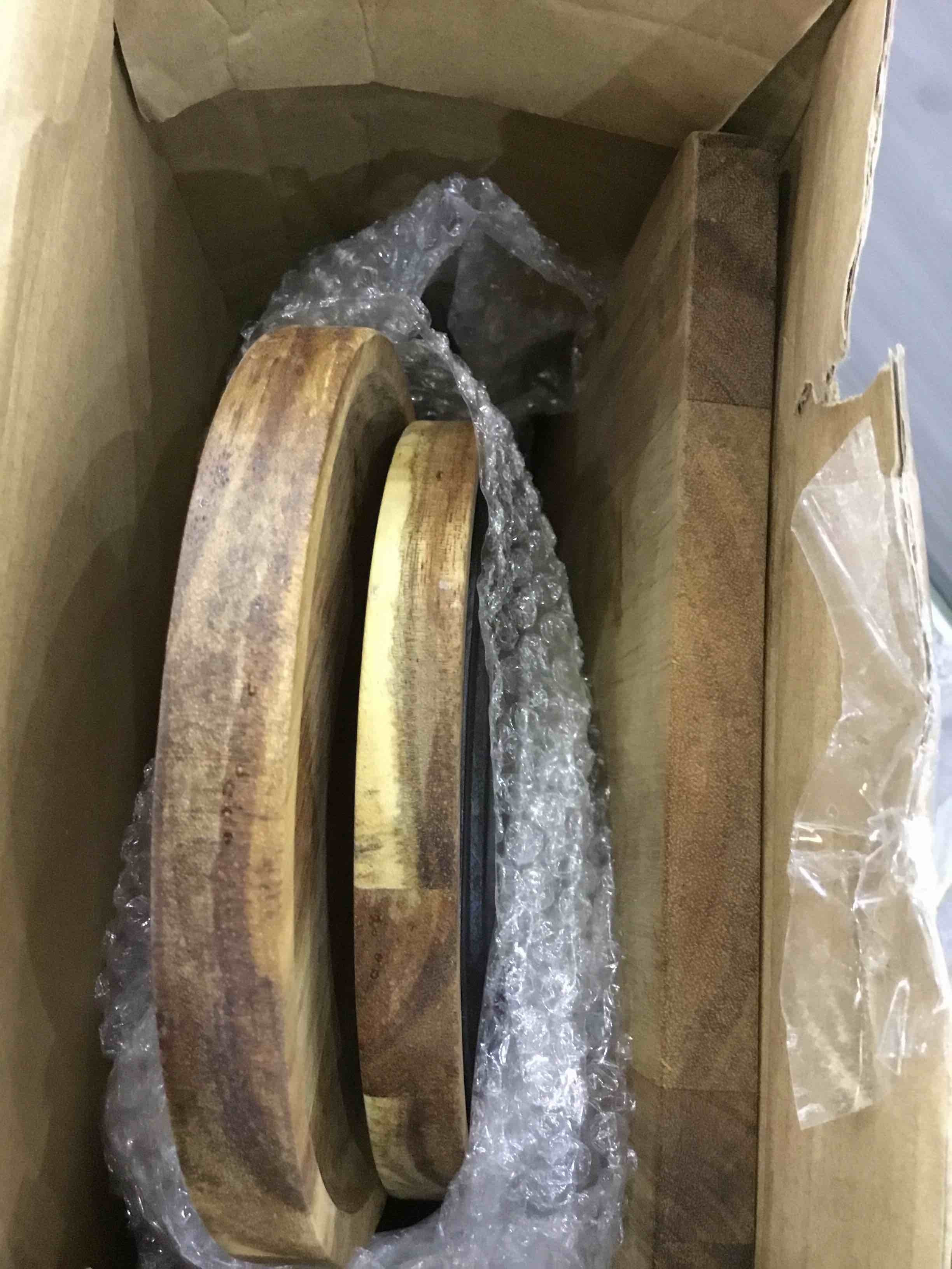 https://s3.amazonaws.com/lotting-images-prod/BargainHunt/EXS00383791_1715868878352.jpeg