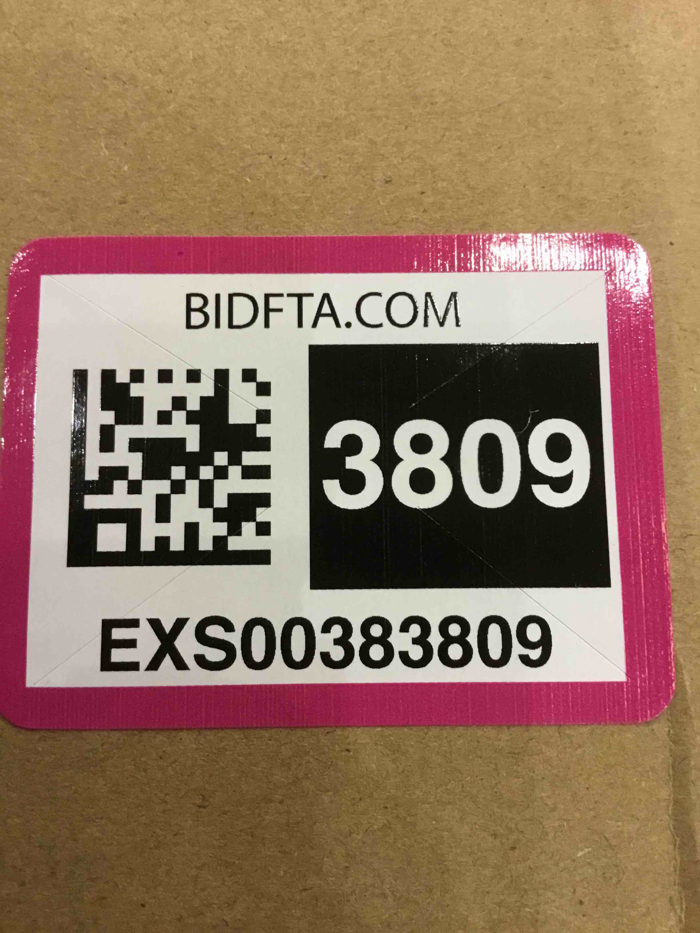https://s3.amazonaws.com/lotting-images-prod/BargainHunt/EXS00383809_1715871030739.jpeg