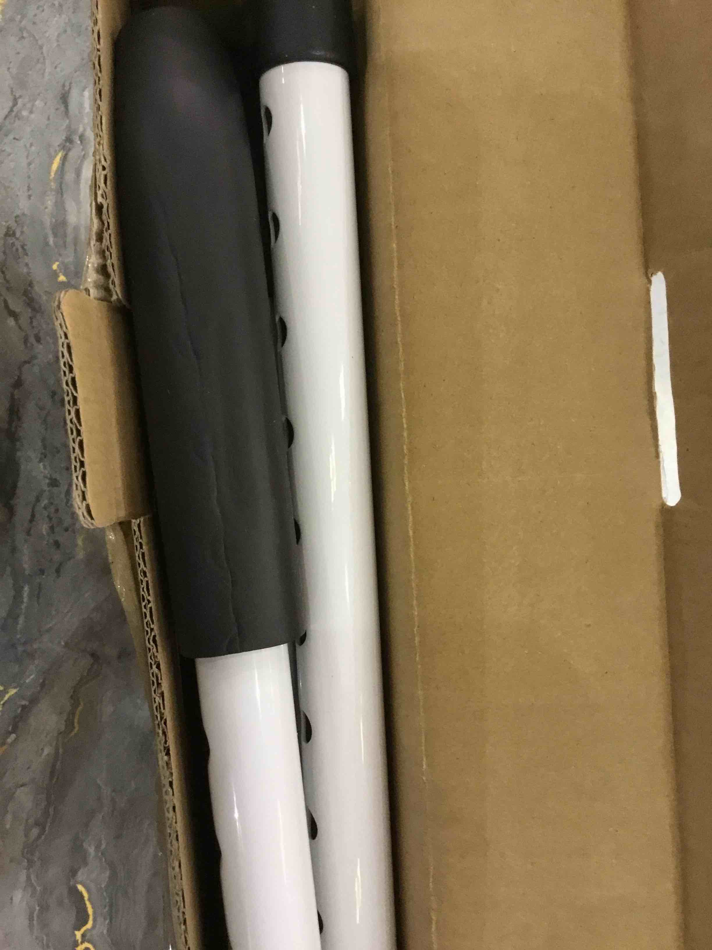https://s3.amazonaws.com/lotting-images-prod/BargainHunt/EXS00383827_1715873490897.jpeg
