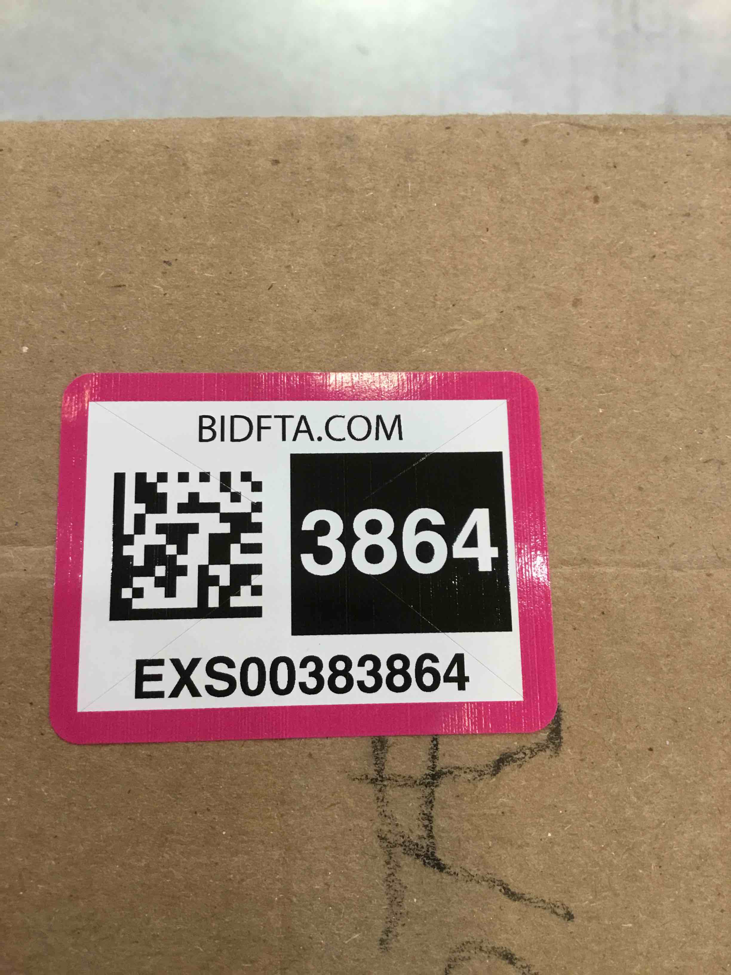 https://s3.amazonaws.com/lotting-images-prod/BargainHunt/EXS00383864_1715883820955.jpeg