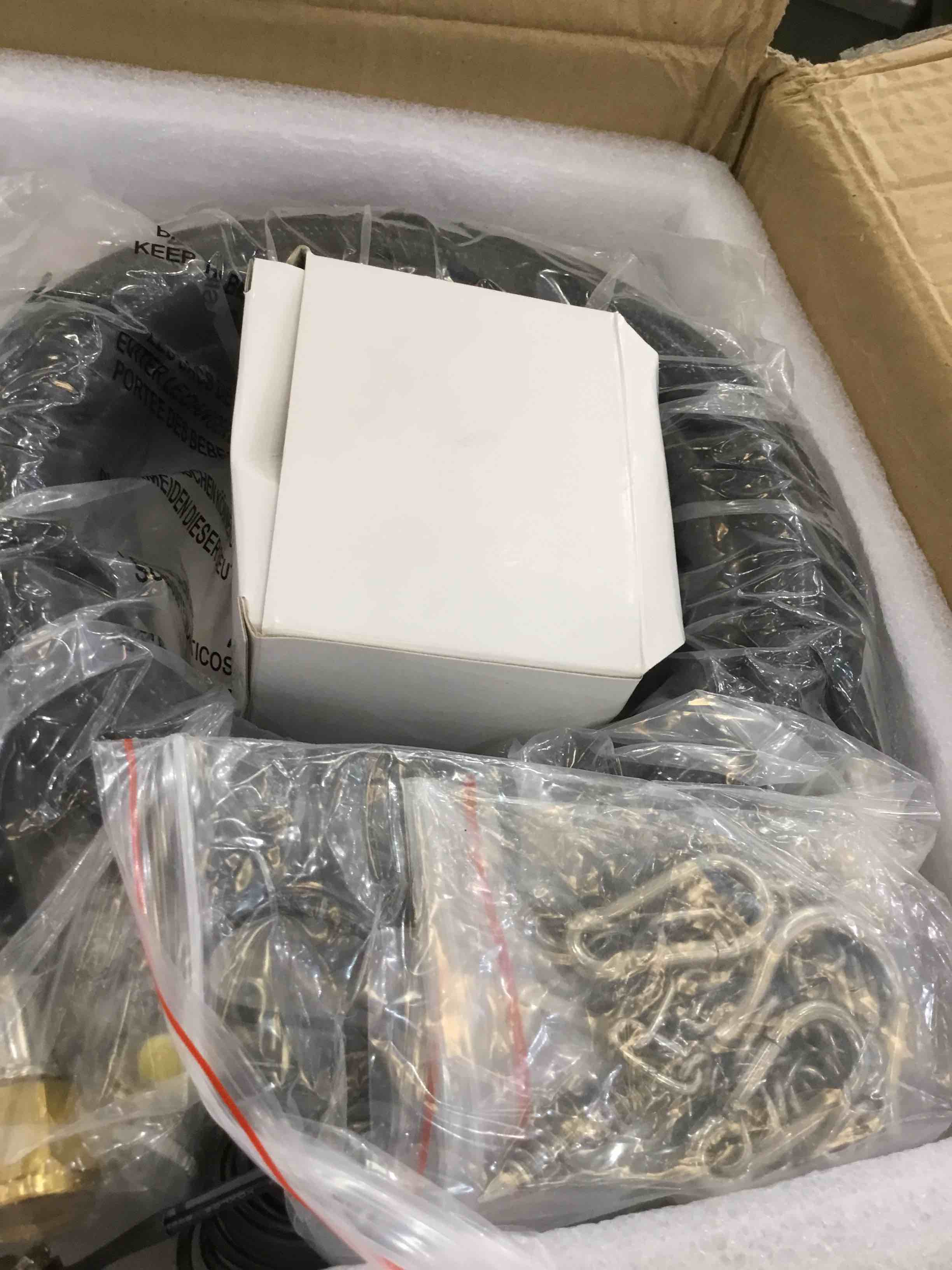 https://s3.amazonaws.com/lotting-images-prod/BargainHunt/EXS00383868_1715884227044.jpeg