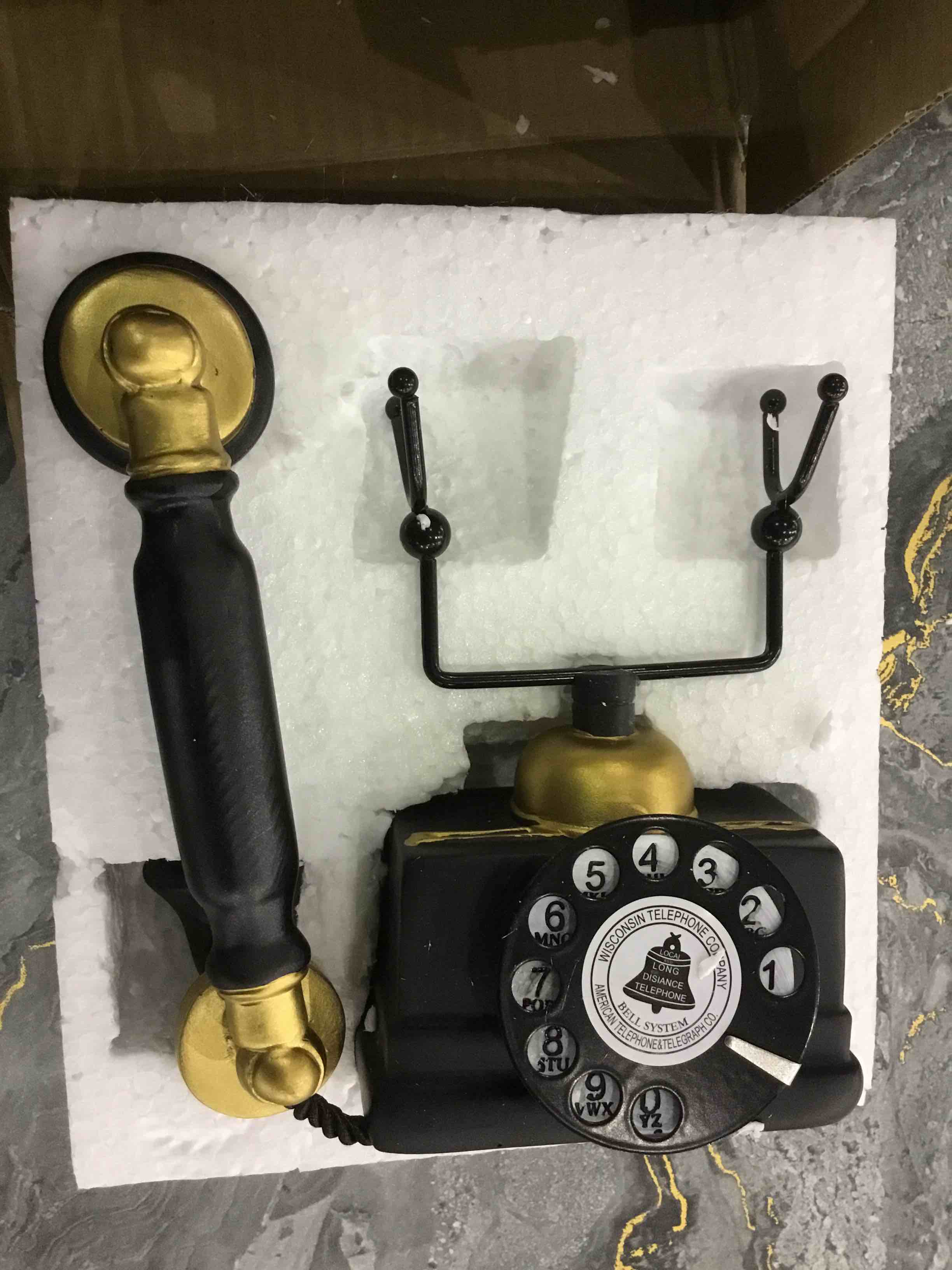 https://s3.amazonaws.com/lotting-images-prod/BargainHunt/EXS00383891_1715944876069.jpeg