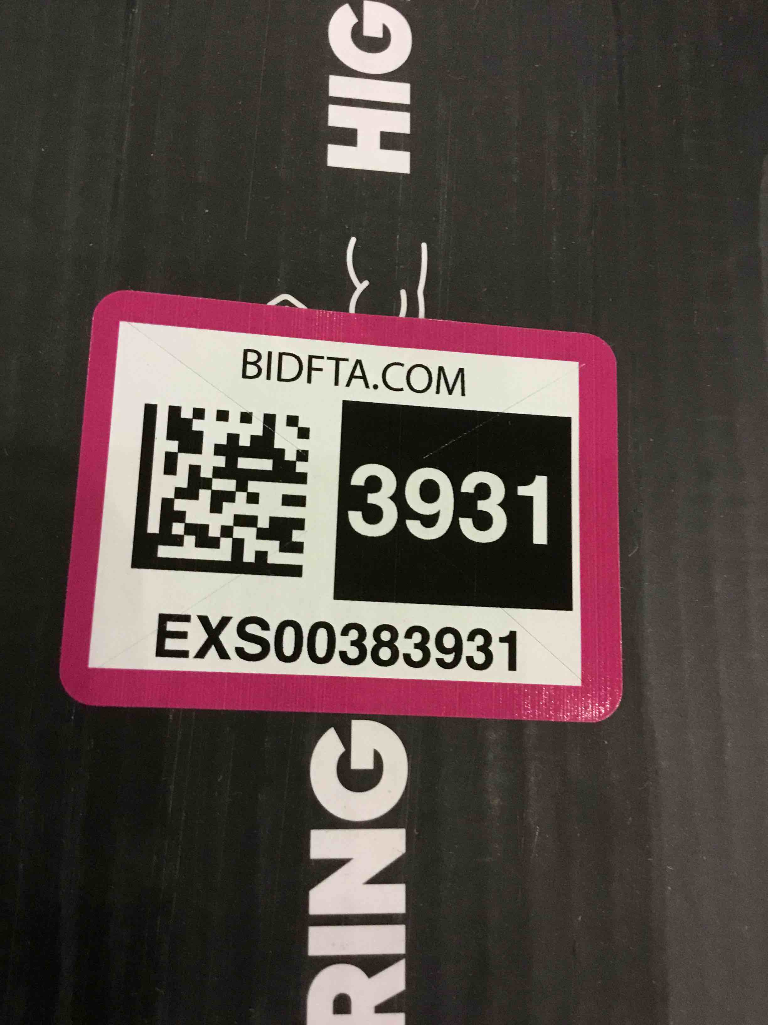 https://s3.amazonaws.com/lotting-images-prod/BargainHunt/EXS00383931_1715955002472.jpeg
