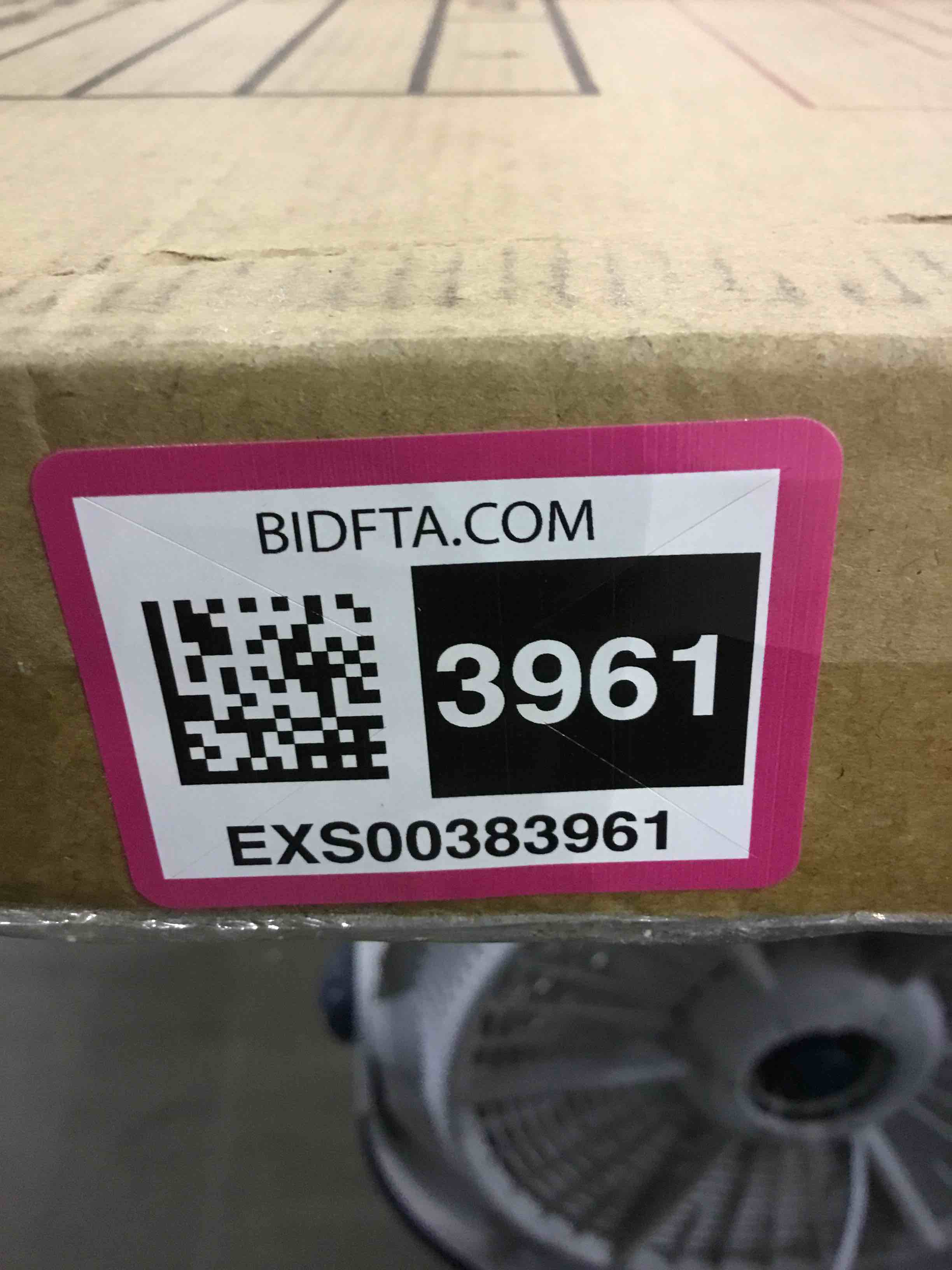 https://s3.amazonaws.com/lotting-images-prod/BargainHunt/EXS00383961_1716203984726.jpeg