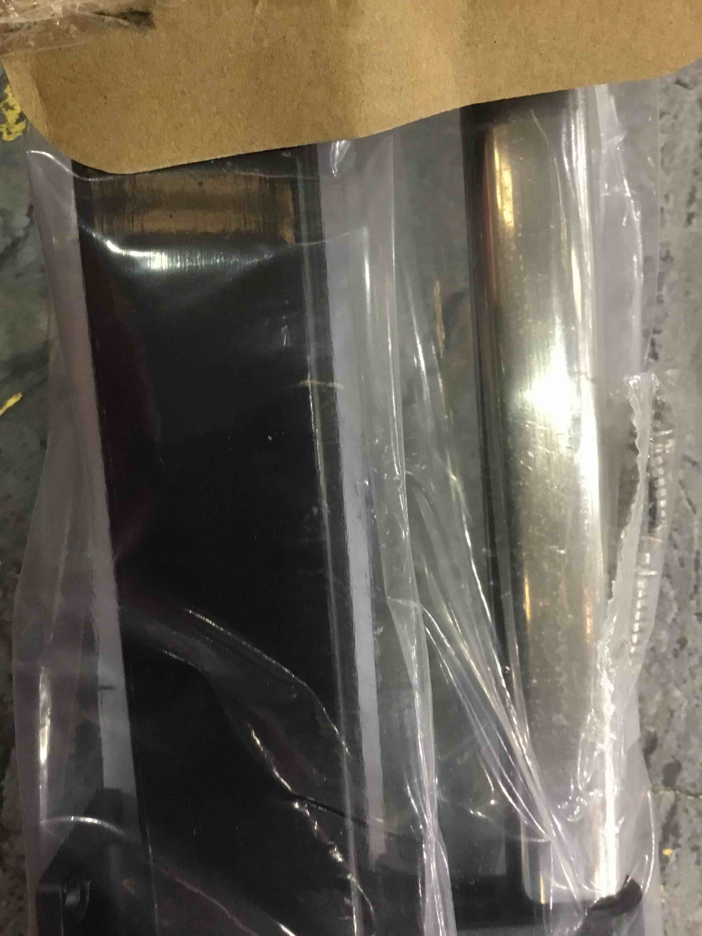 https://s3.amazonaws.com/lotting-images-prod/BargainHunt/EXS00383978_1716206473470.jpeg